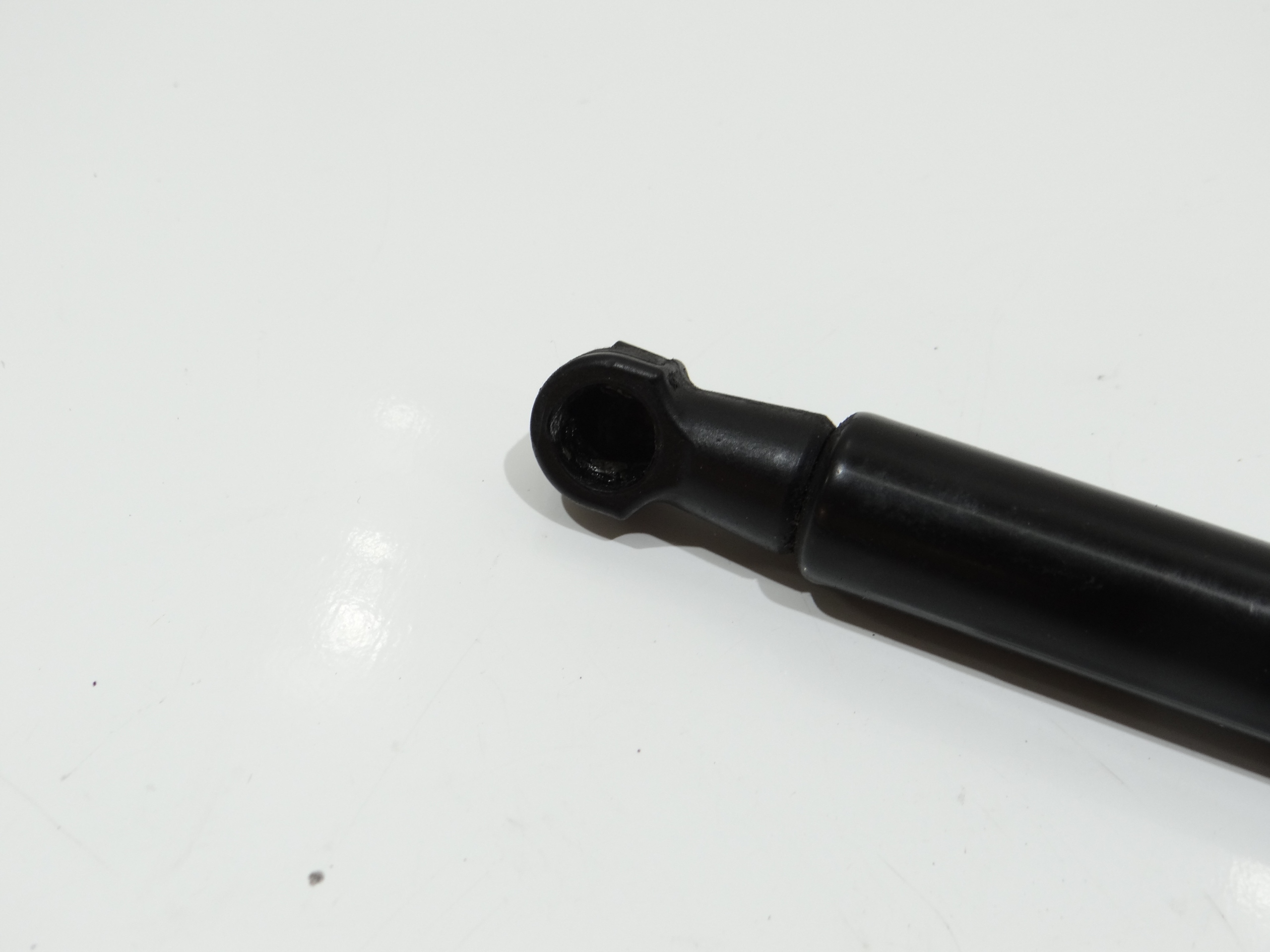 damper telescope bonnets BMW E60 E61 LCI 7008745 (4287371)