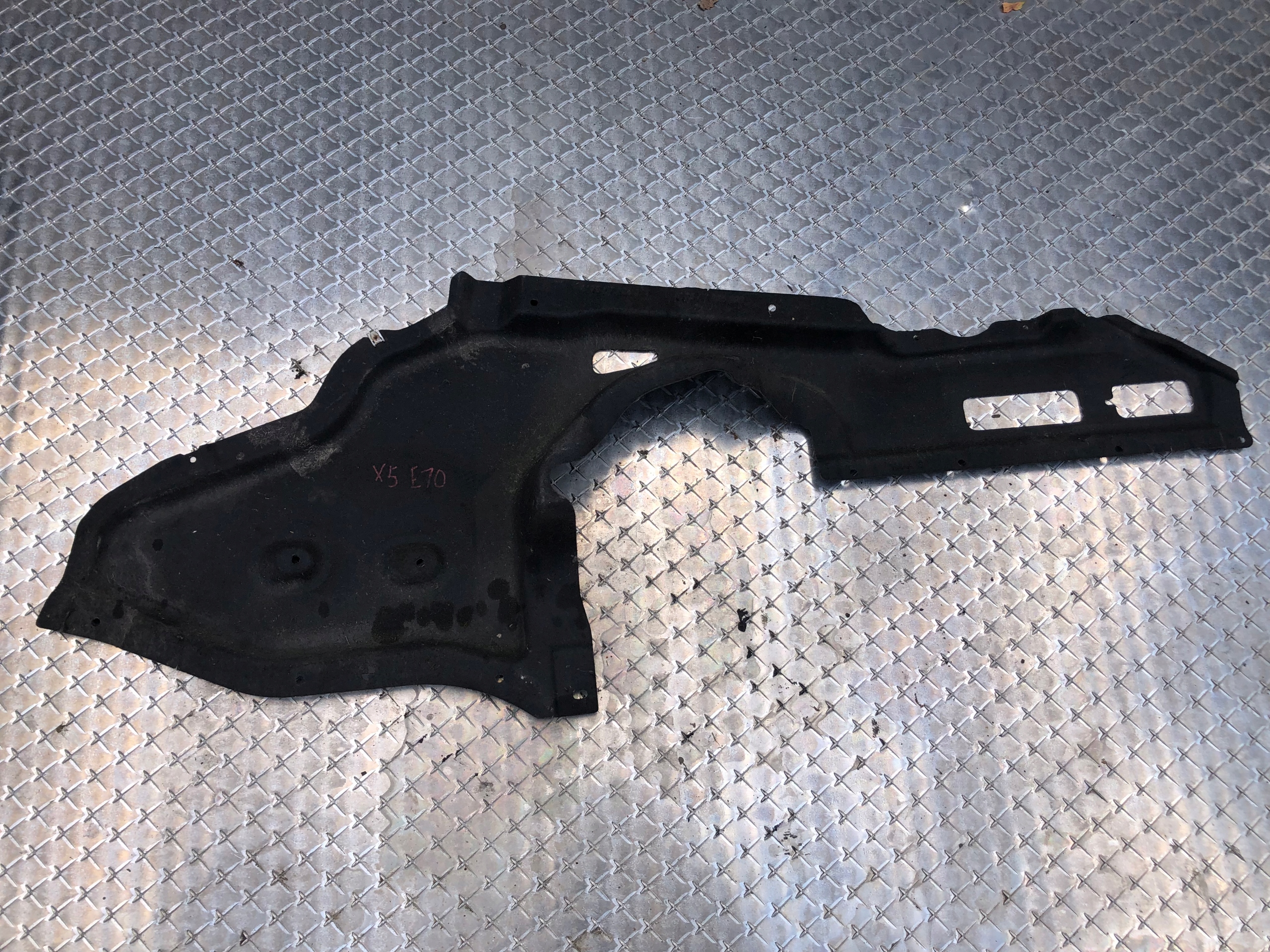 cover chassis BMW X5 E70