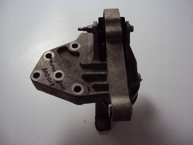 подушка Двигателя Range Rover Evoque 2011-2018