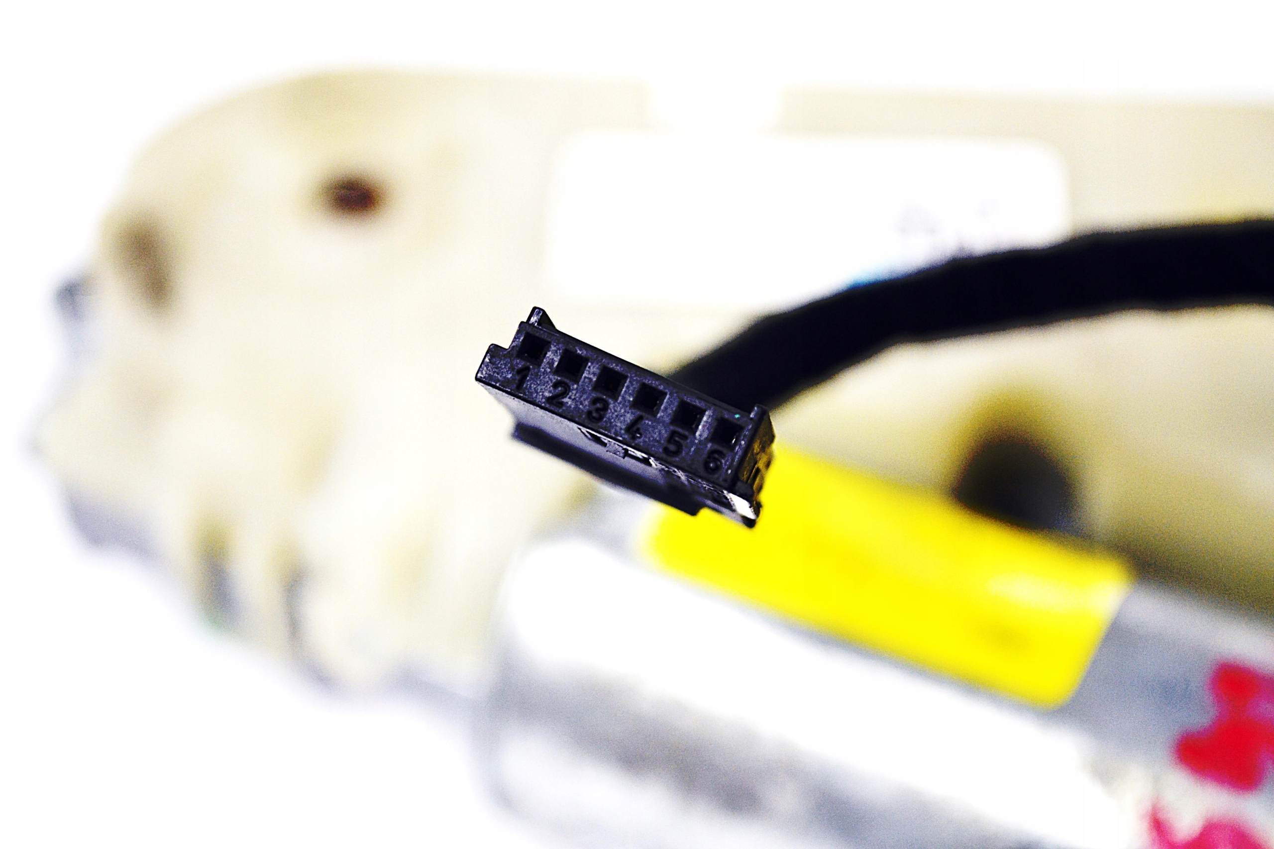 A4 B5 LIFT SILNICZEK SZYBERDACHU 4B0959591A 91397C Typ samochodu Samochody osobowe