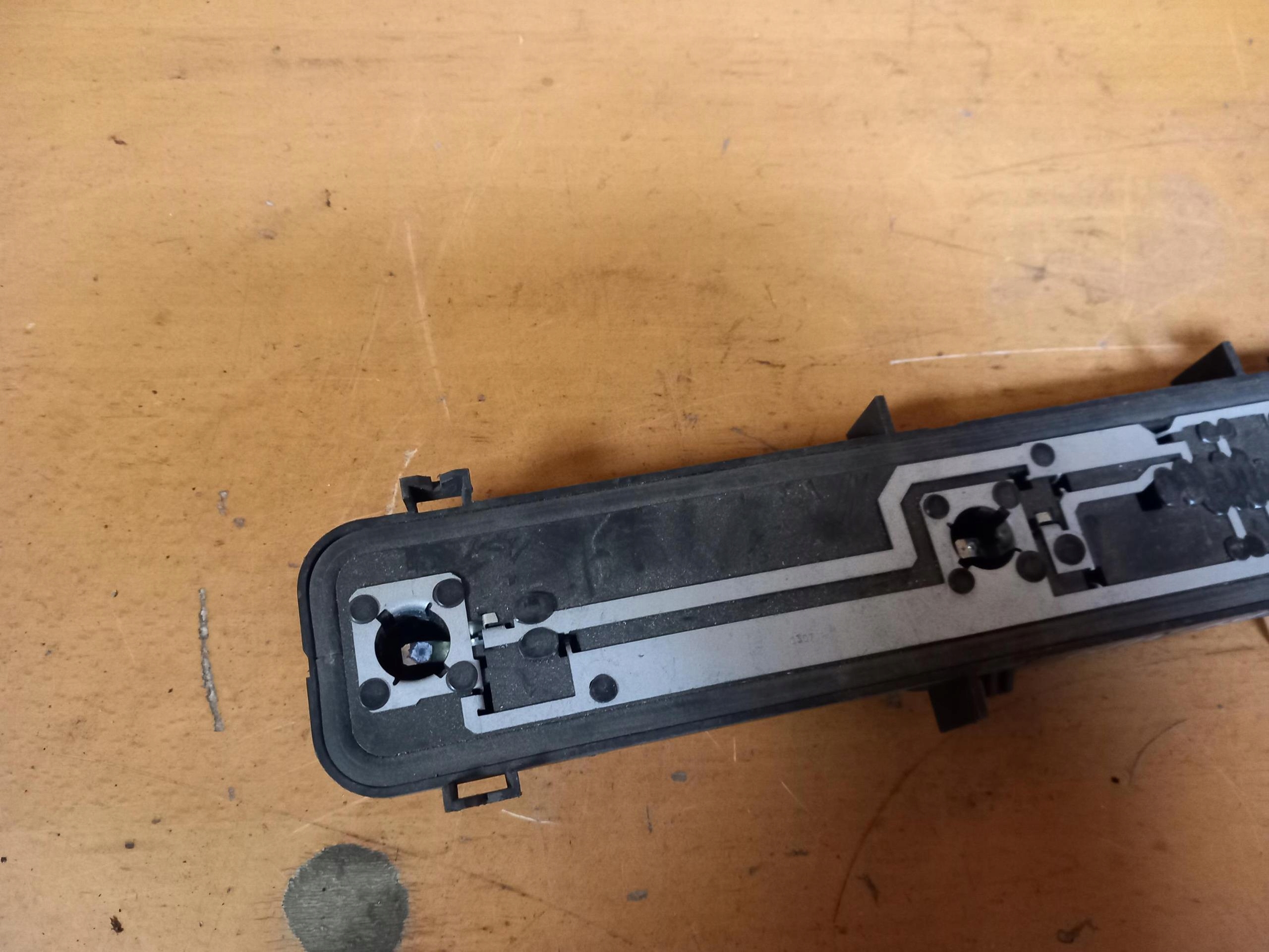 light housing left rear part VOLKSWAGEN CRAFTER 3915389999 06-11