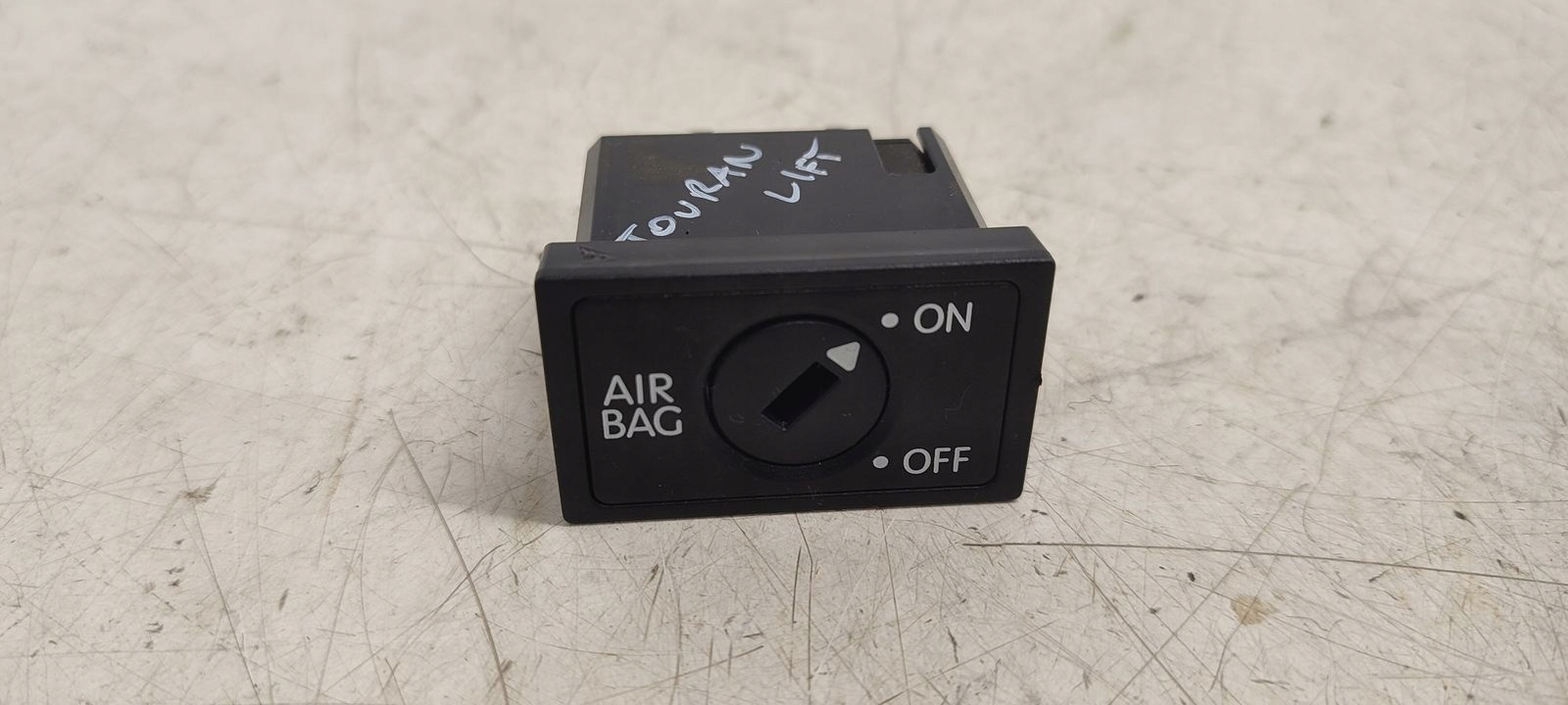 switch airbag VW Touran and LIFT 1,4 TSI