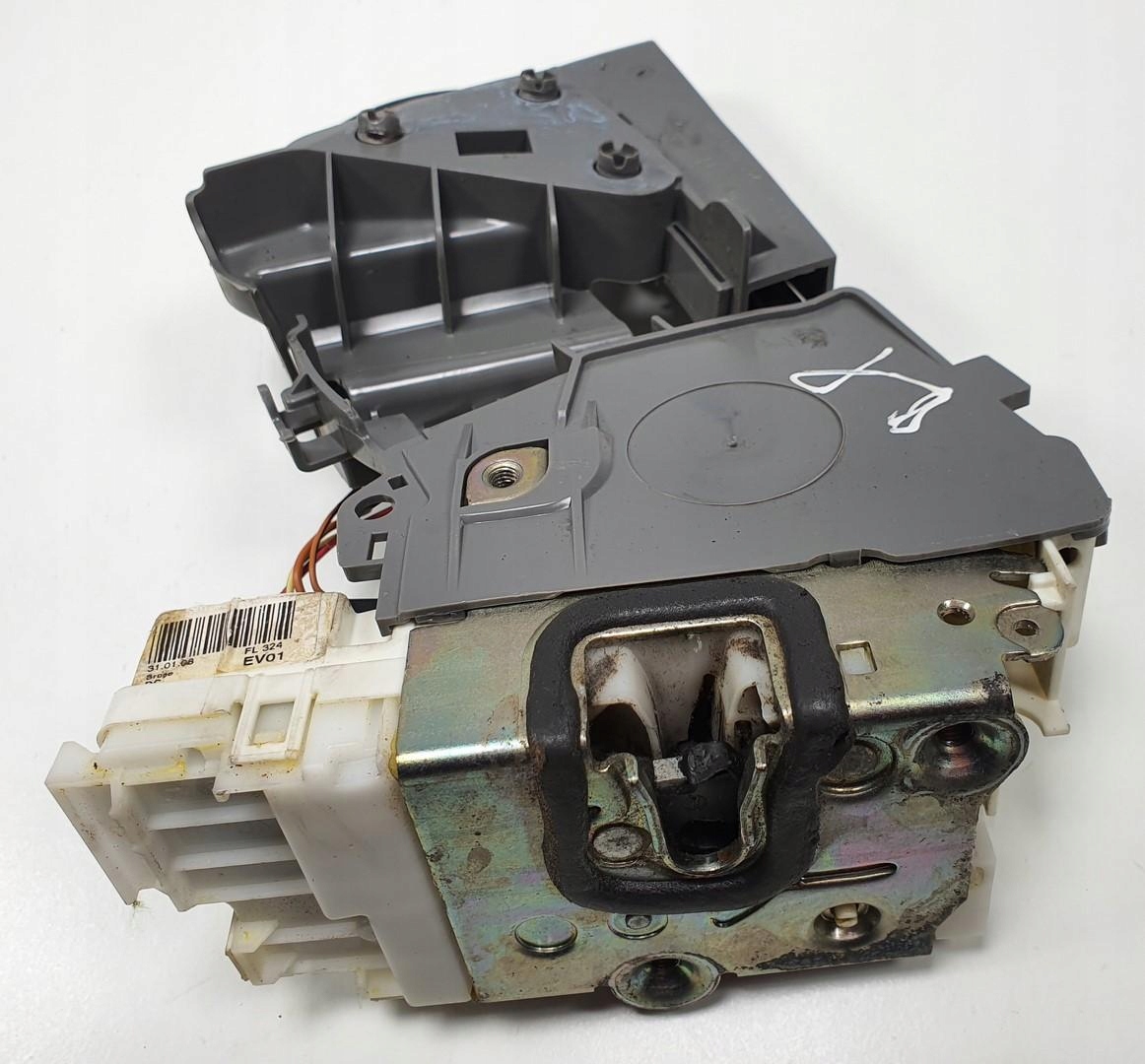 1697202535 - Замок двери левый передний MERCEDES R-KL W251 Европа