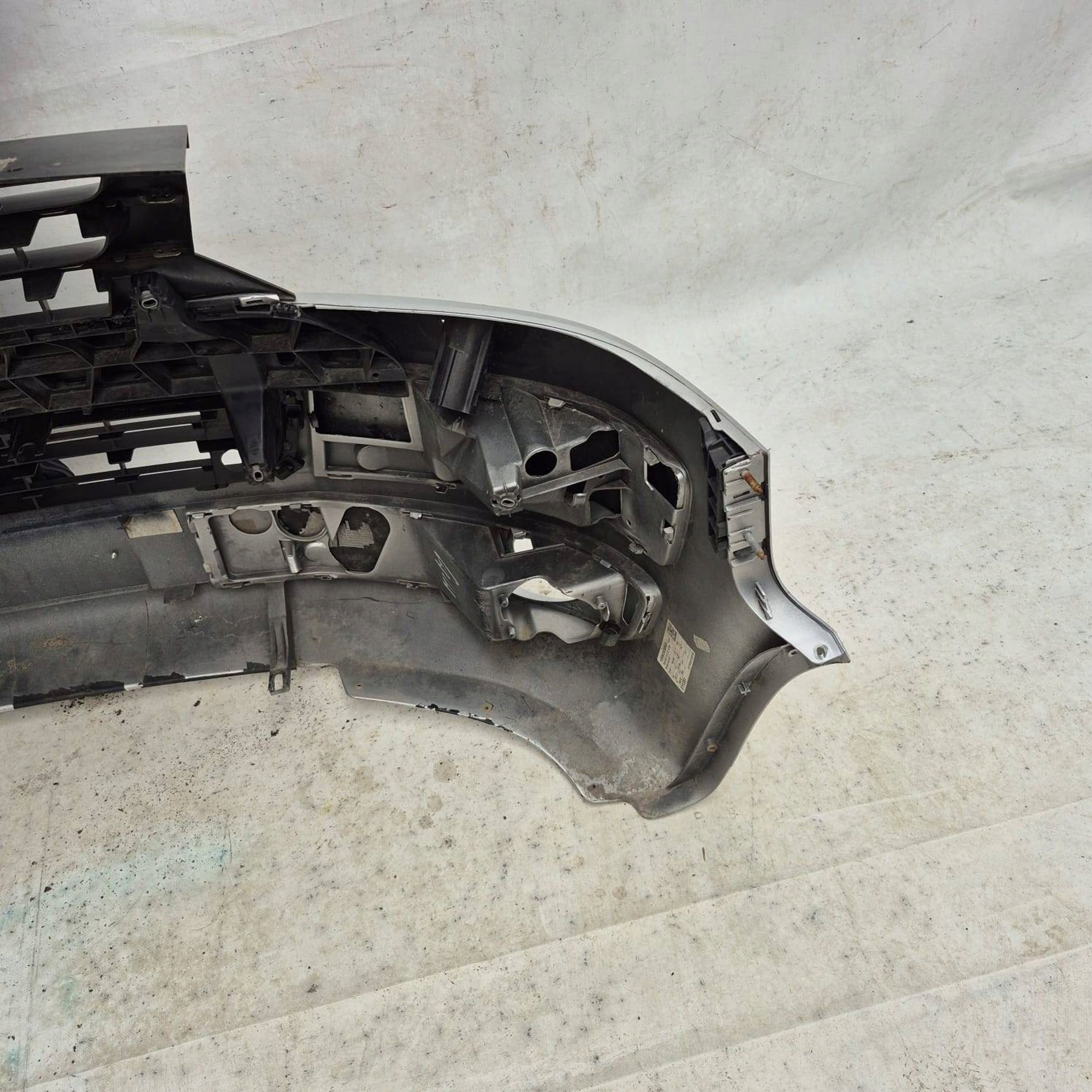 VW T5 MULTIVAN LIFT 09-15 nárazník předek přední SPR