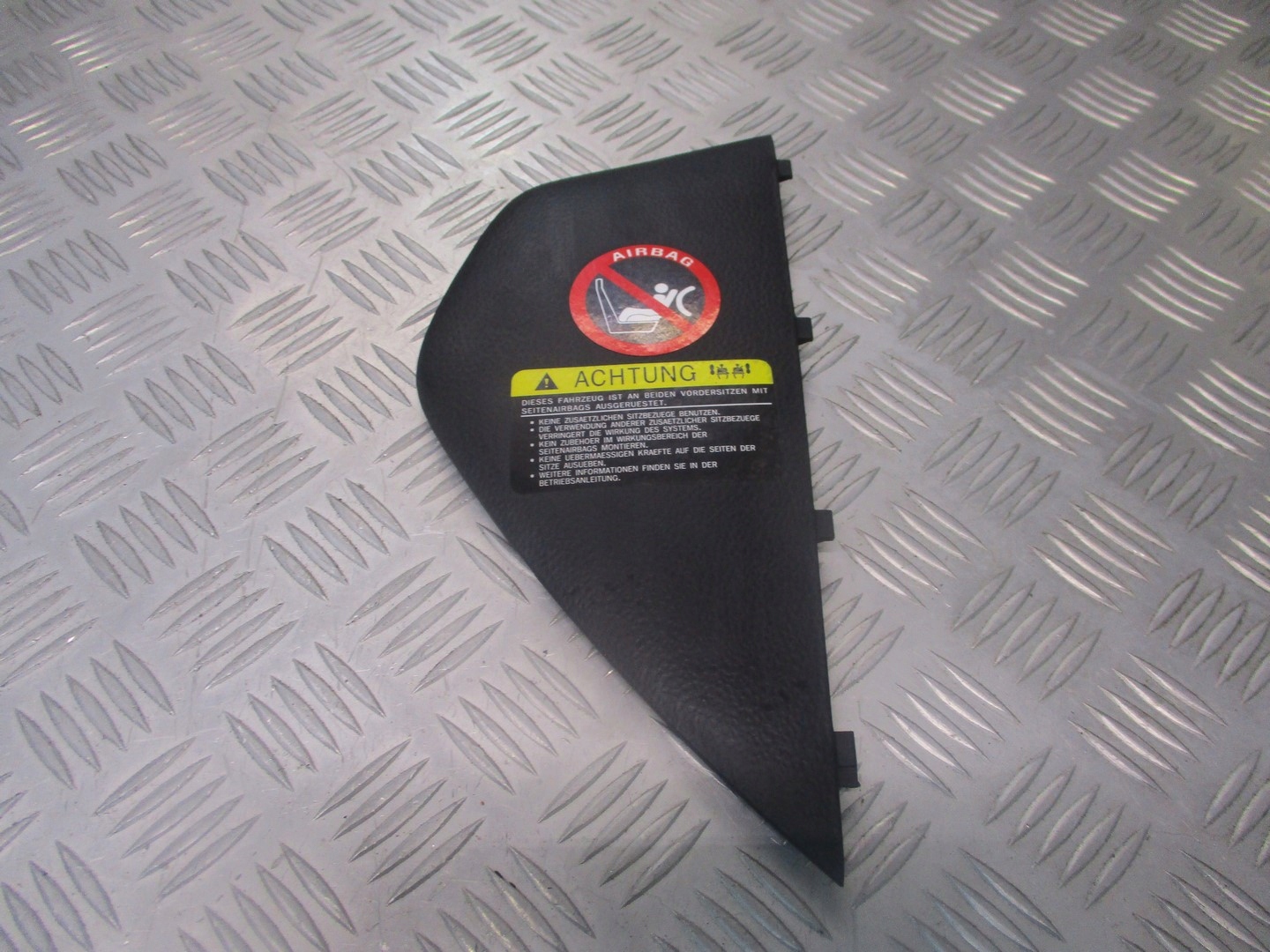 заглушка правая Hyundai GETZ 1.1