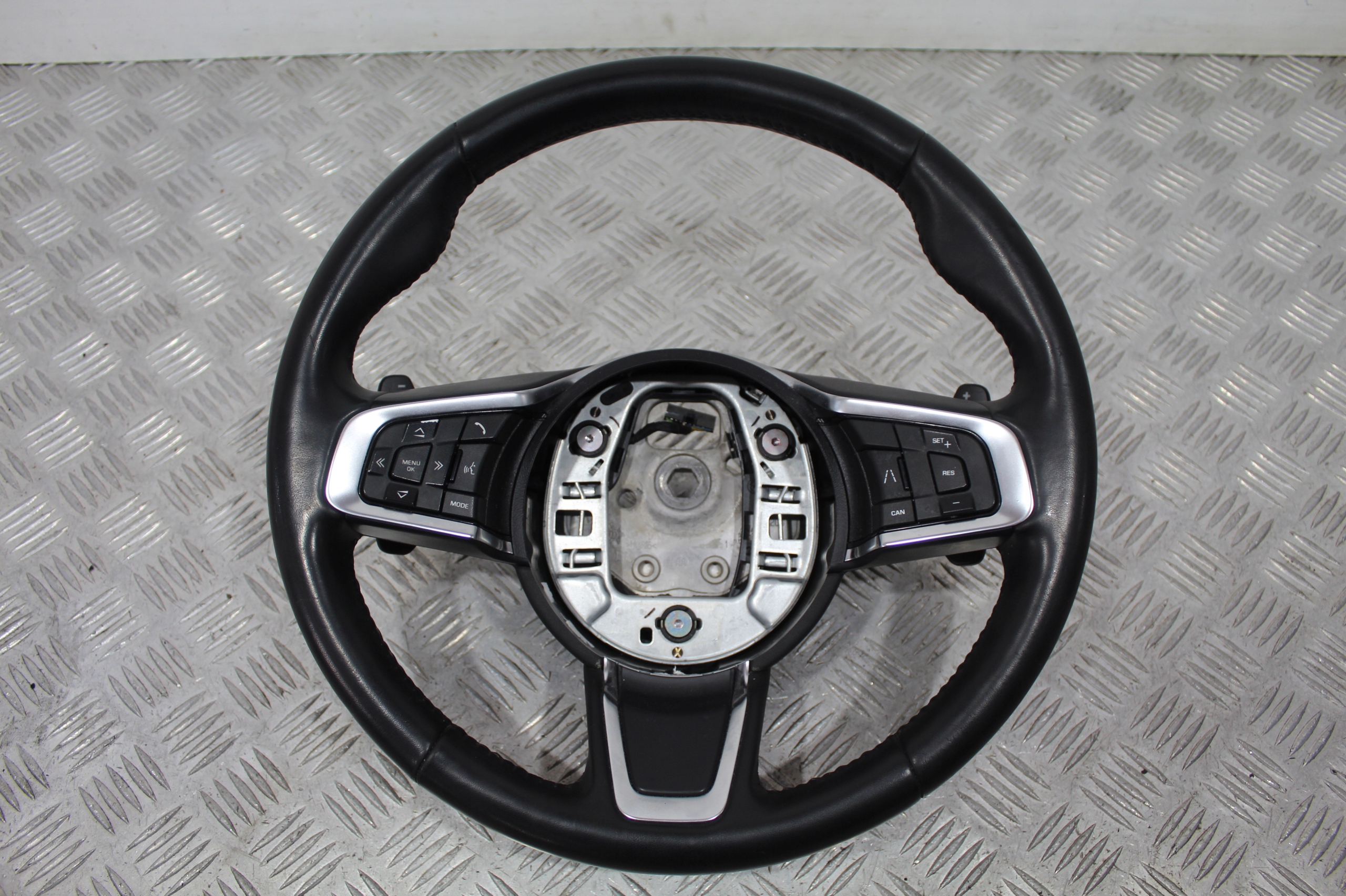 VOLANTE MULTIFUNKCJA PALETTE CAMBIO JAGUAR F-PACE X761