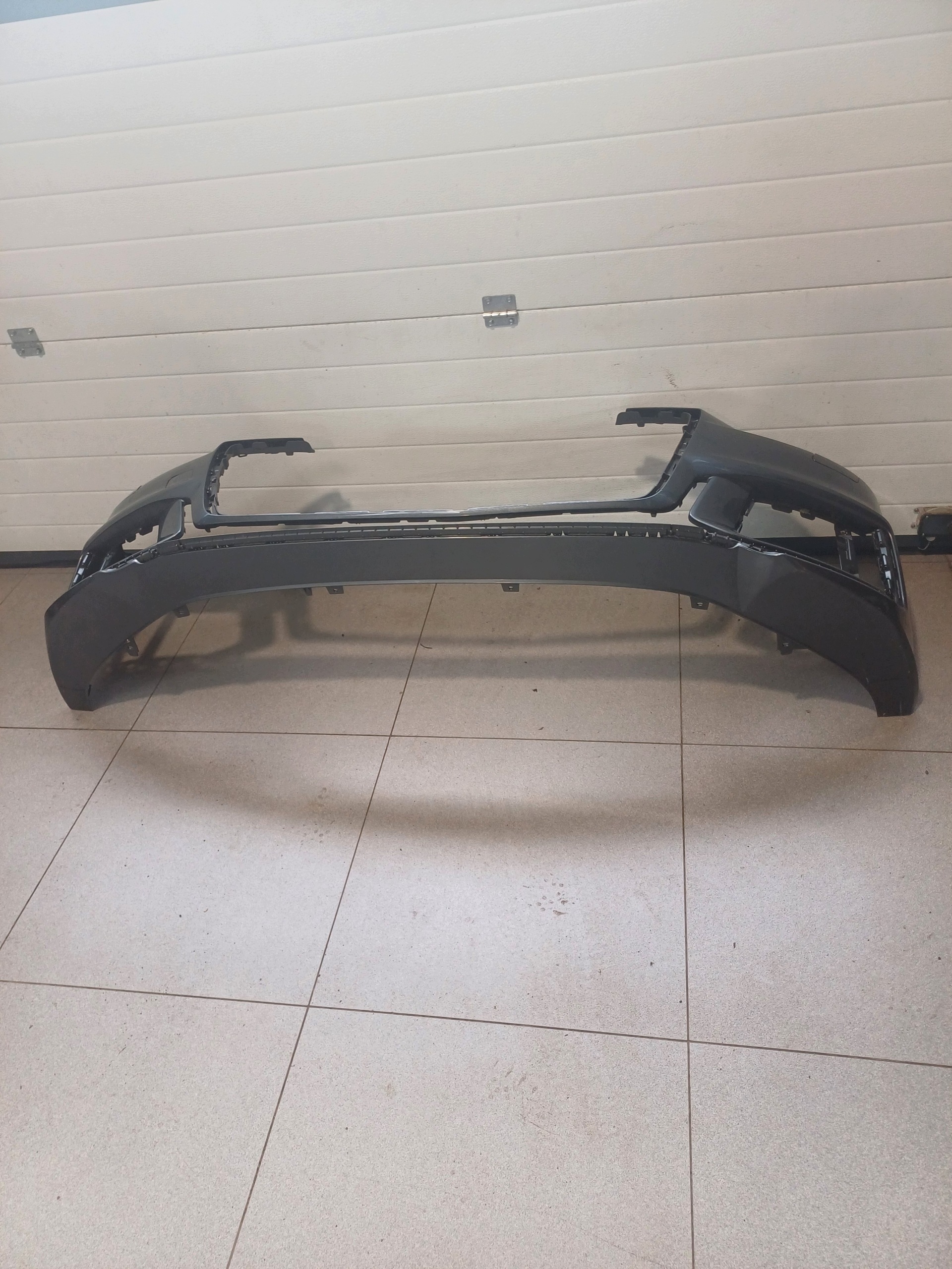 bumper front front AUDI A6 C8 S- LINE 4K0807437G 2 X PDC
