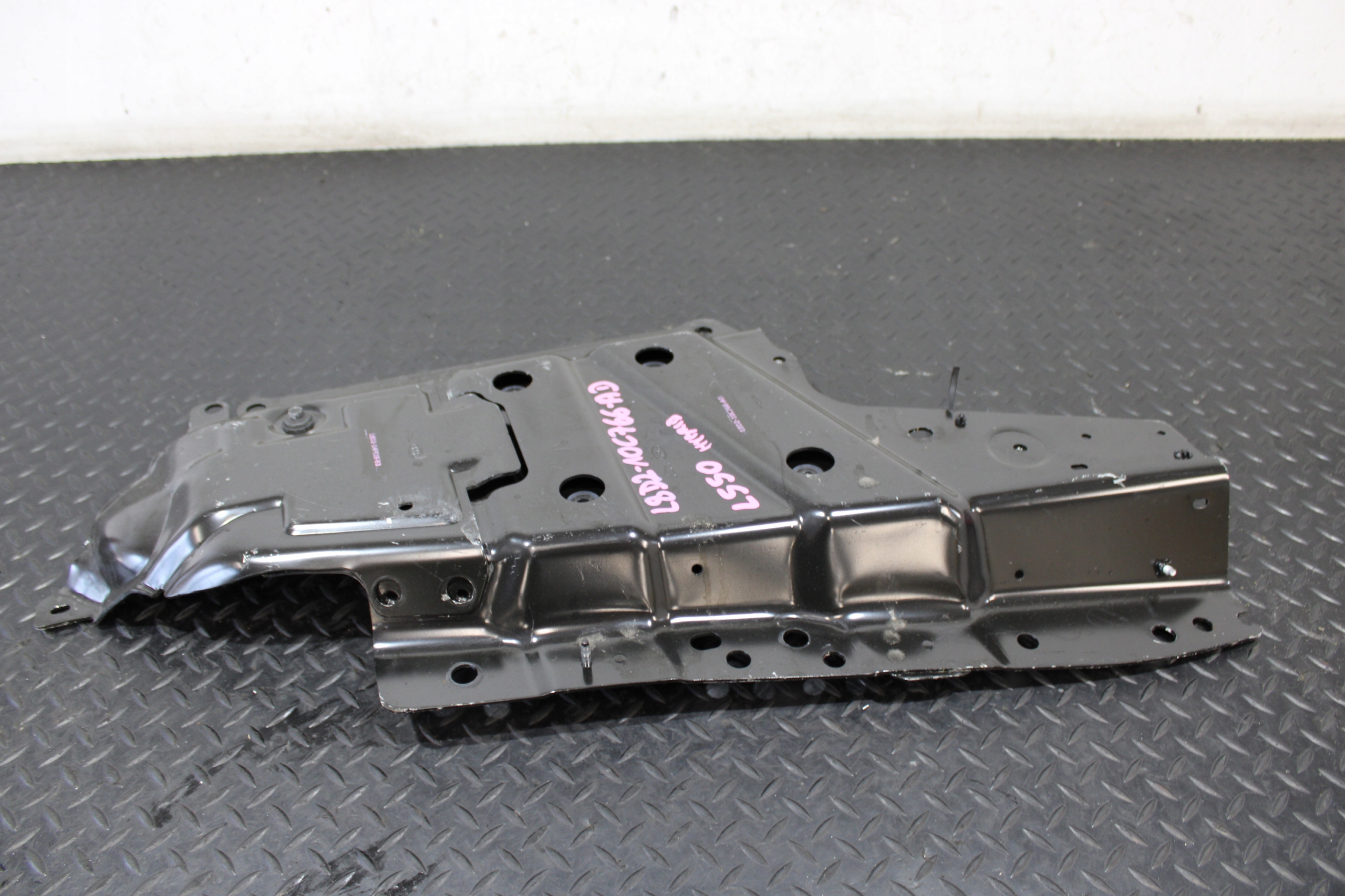 holder console cover LAND ROVER EVOQUE II 2 L551 L8D2-10C766-AD