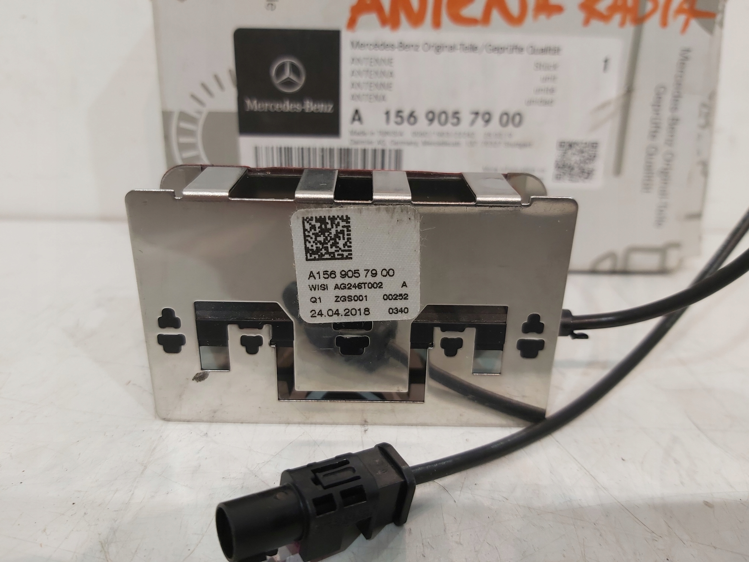 ANTENA RADIA MERCEDES GLA W156 A1569057900 Kod producenta A1569057900