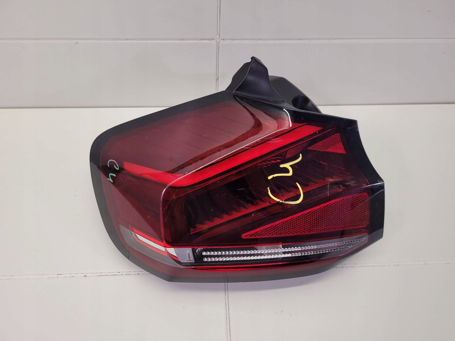 light rear left side Citroen C4 2 facelift 2022 0021874006
