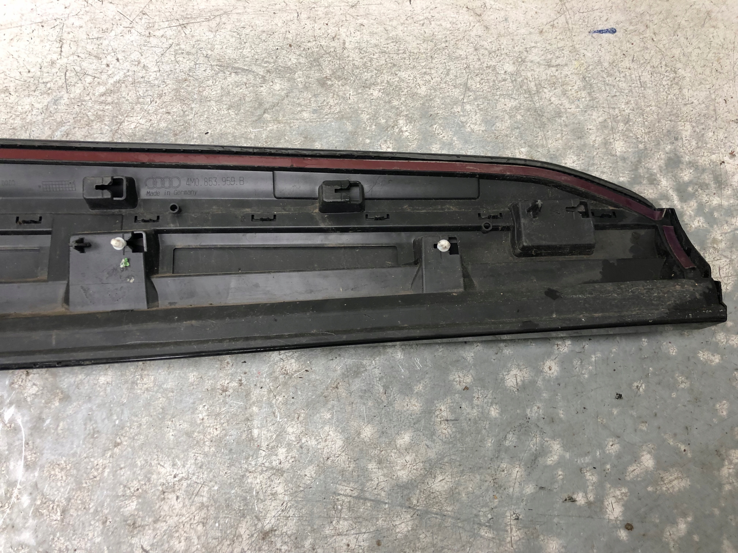 moulding door left front AUDI Q7 4M 4M0853959B