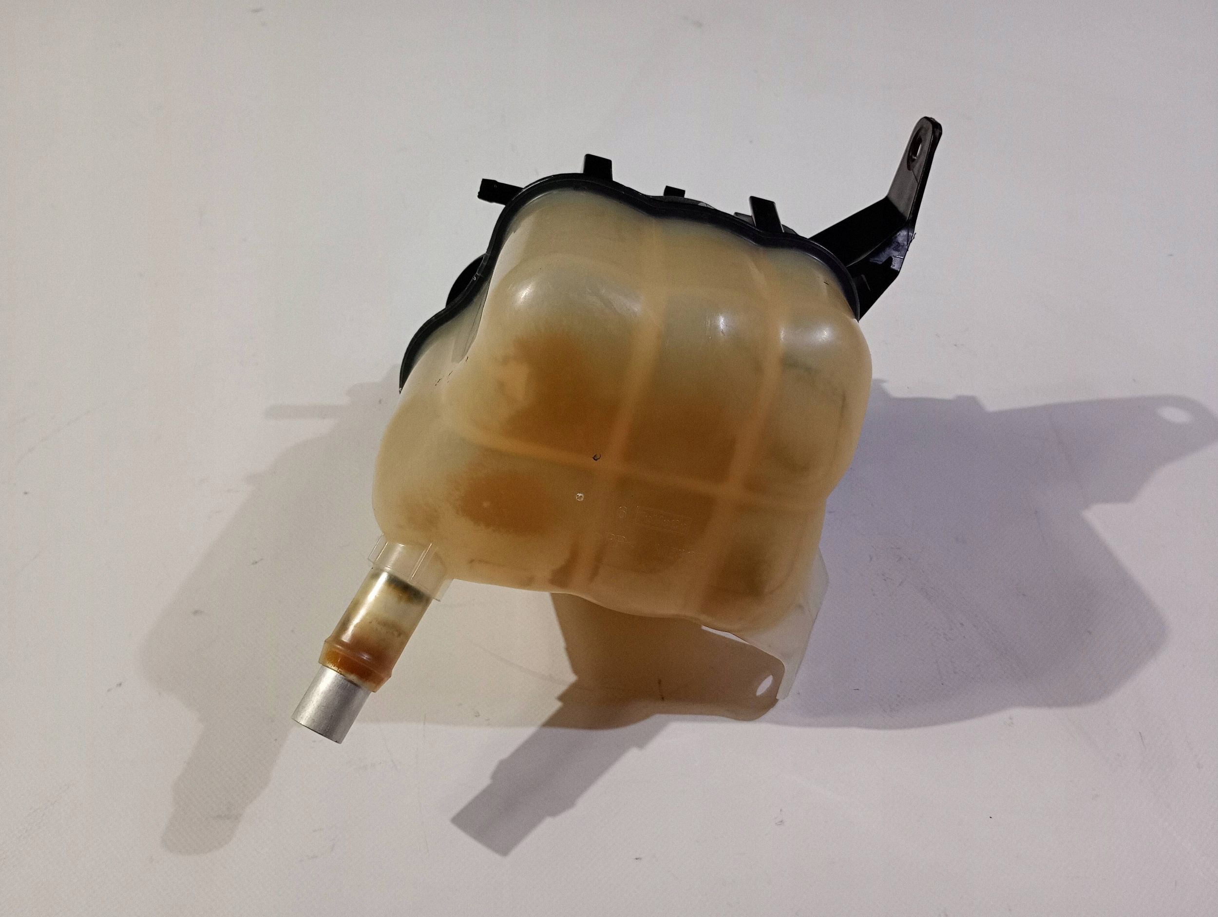 serbatoio vaschetta serbatoio acqua liquido raffreddamento Ford Explorer V 2011