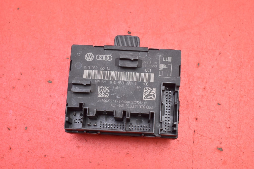 control unit module door right front 8T0959792D AUDI A4 B8 sedan 07-11