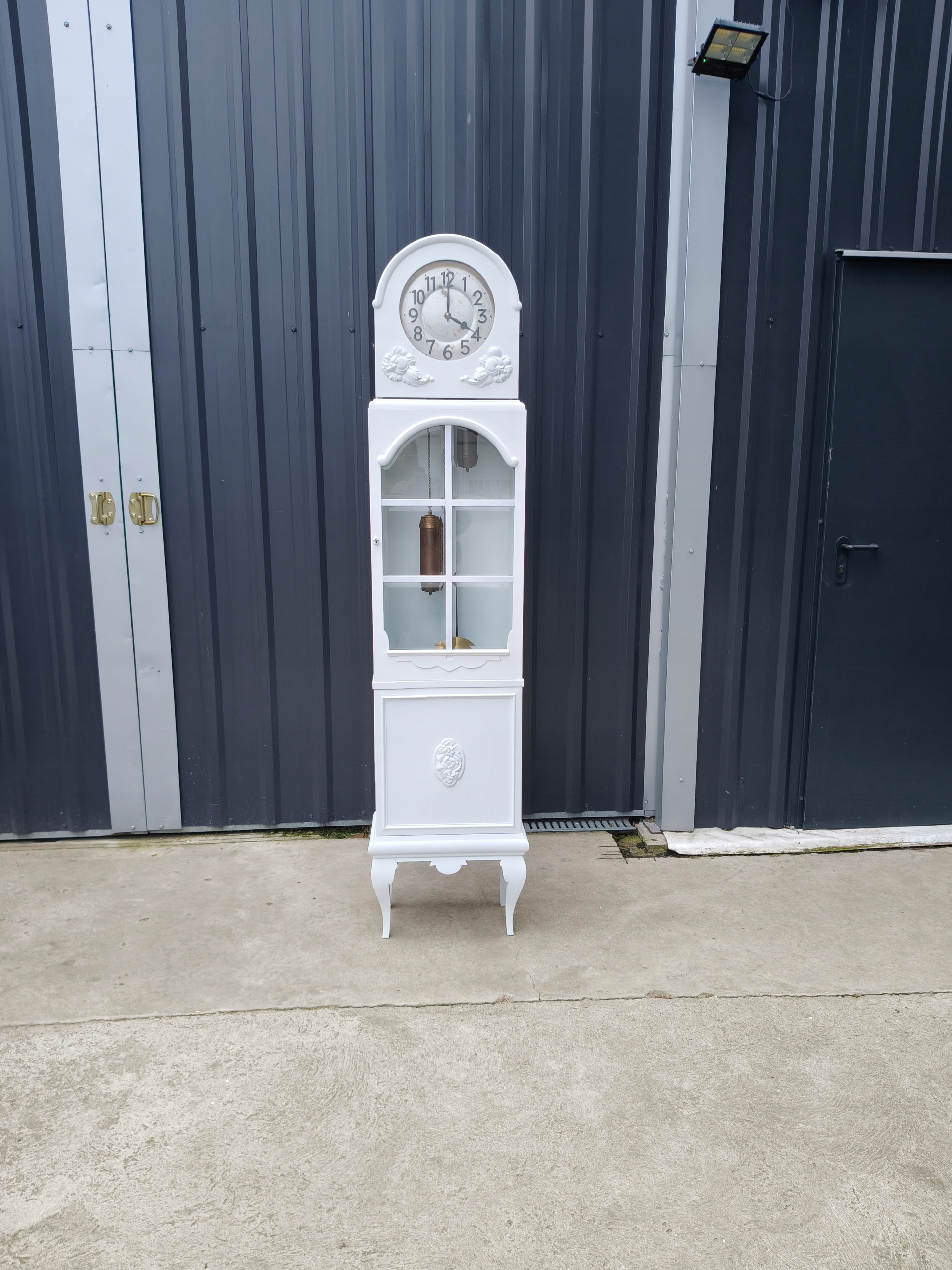 ZEGAR LUDWIK ANTYK ZDOBIONY BIAŁY