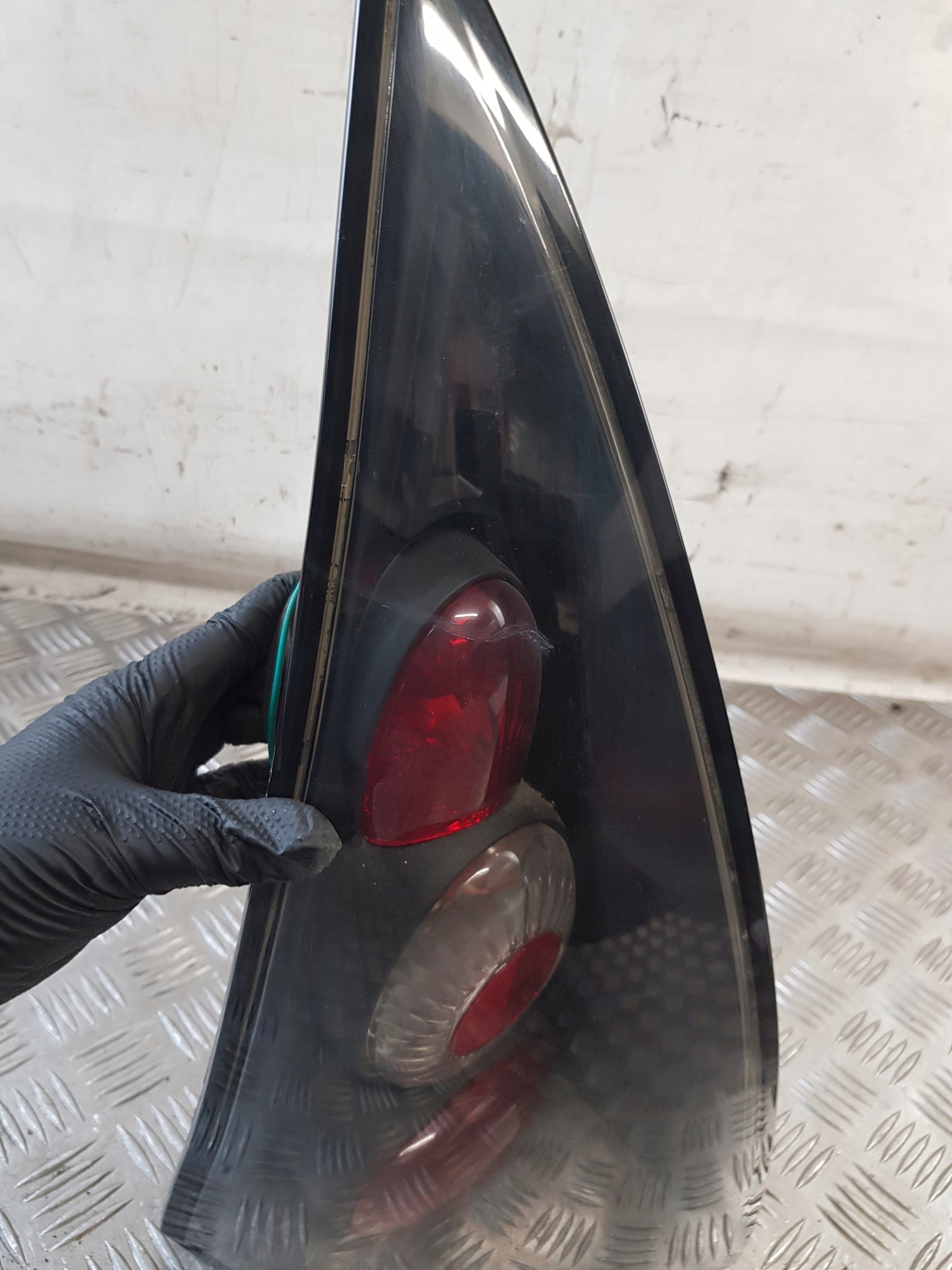 light left rear part BLACK TUNING CITROEN C3 and 04R