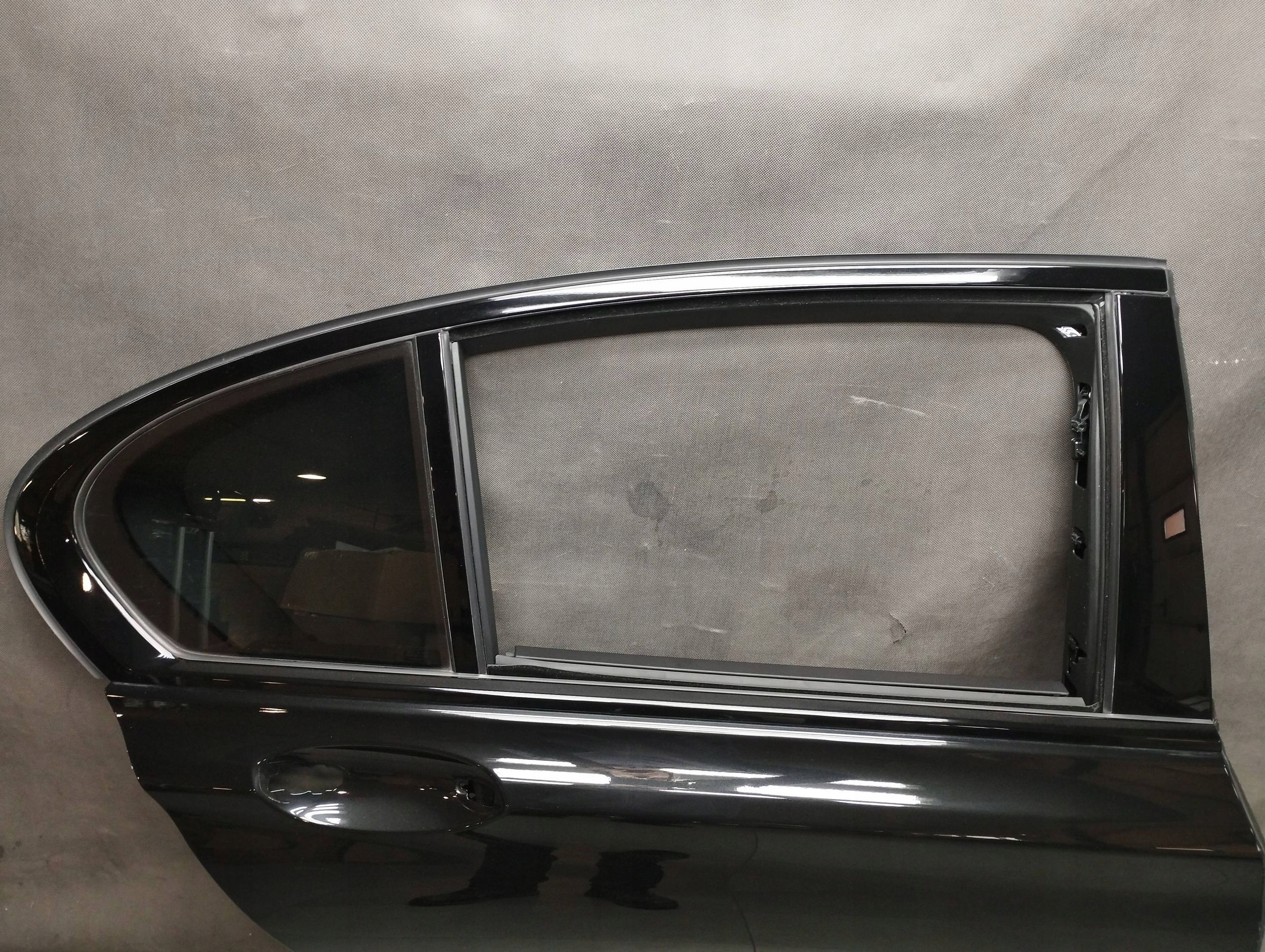 BMW 7 G11 door right rear part 475