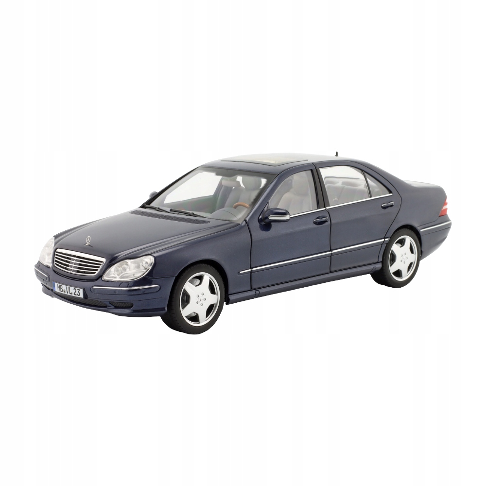 Model Mercedes-amg S55 W220 Modrý