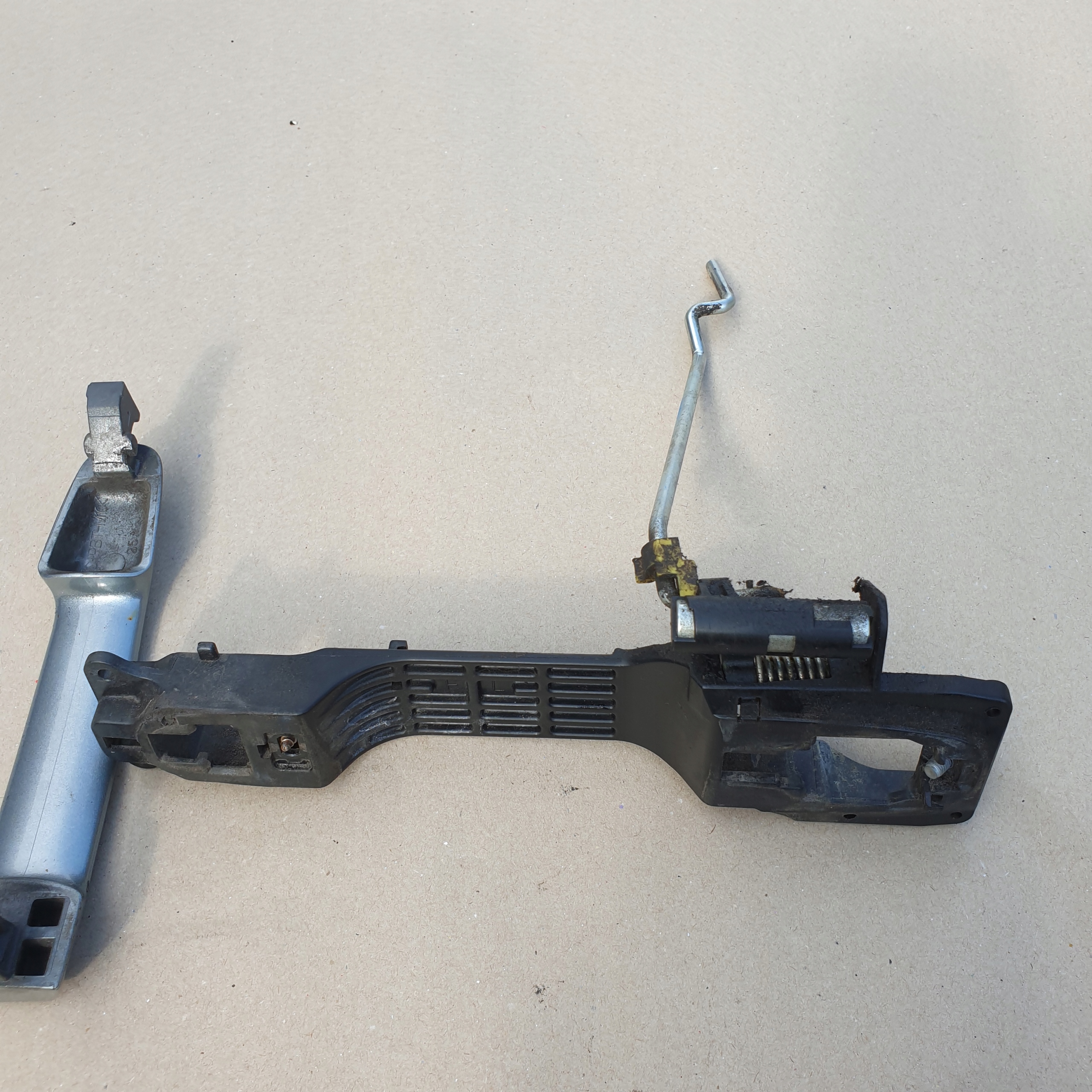 handle exterior door left front TOYOTA YARIS II