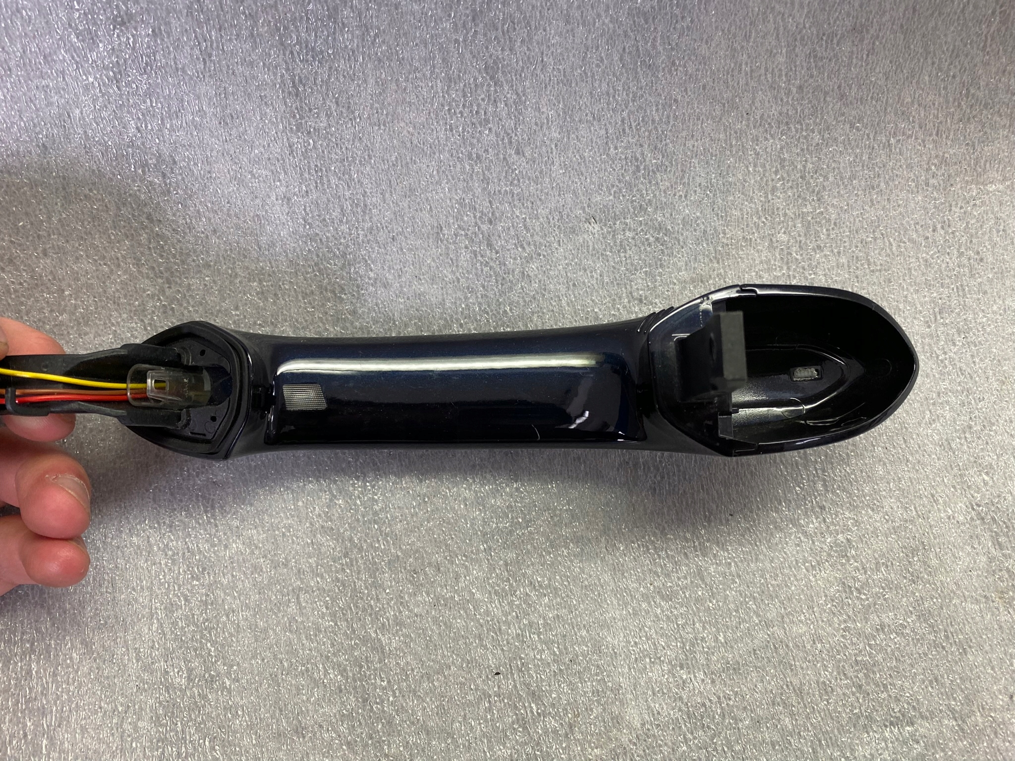 BMW 5 G30 G31 handle door right KEYLESS 8492176