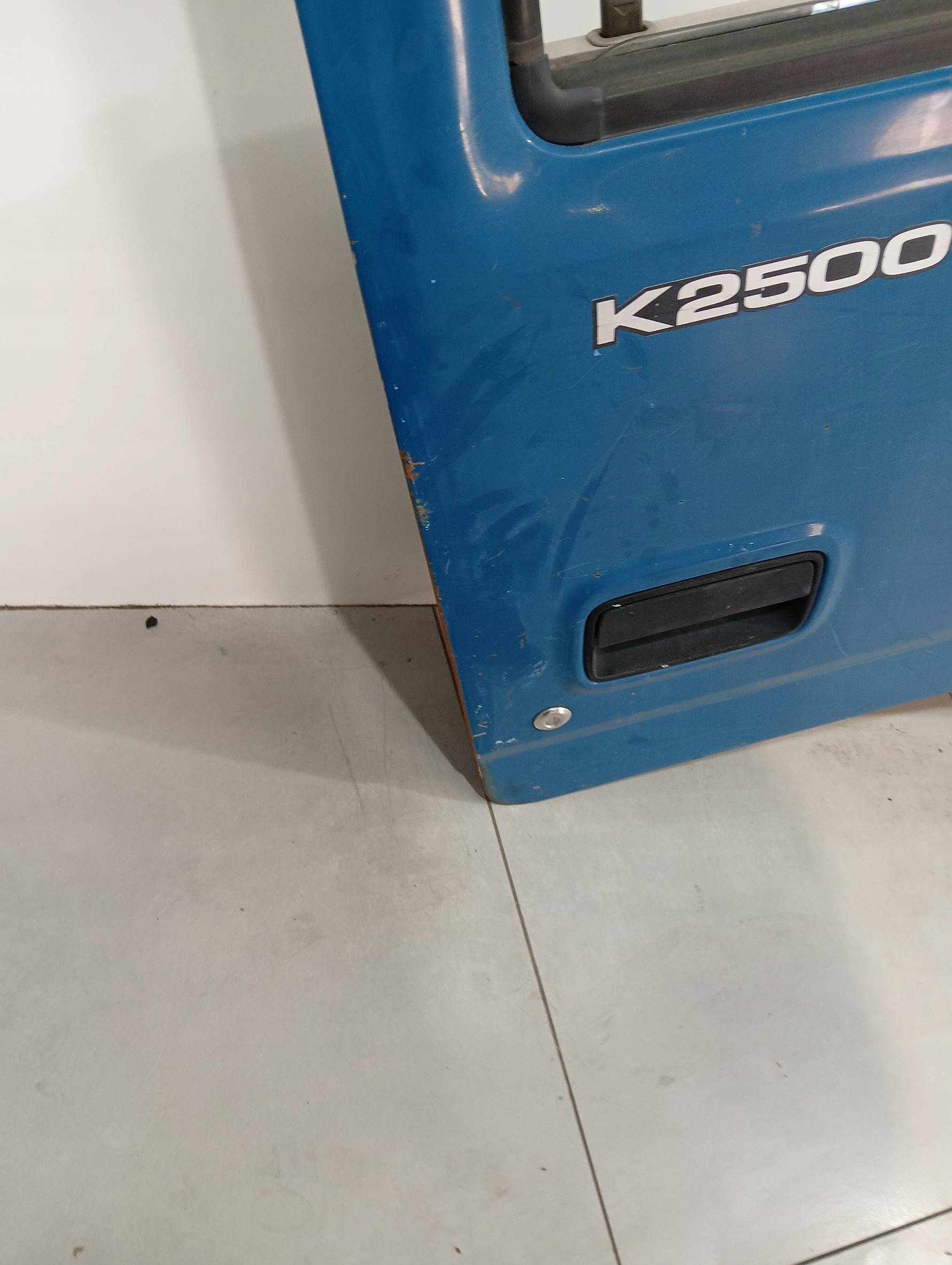 door right front Kia K2500