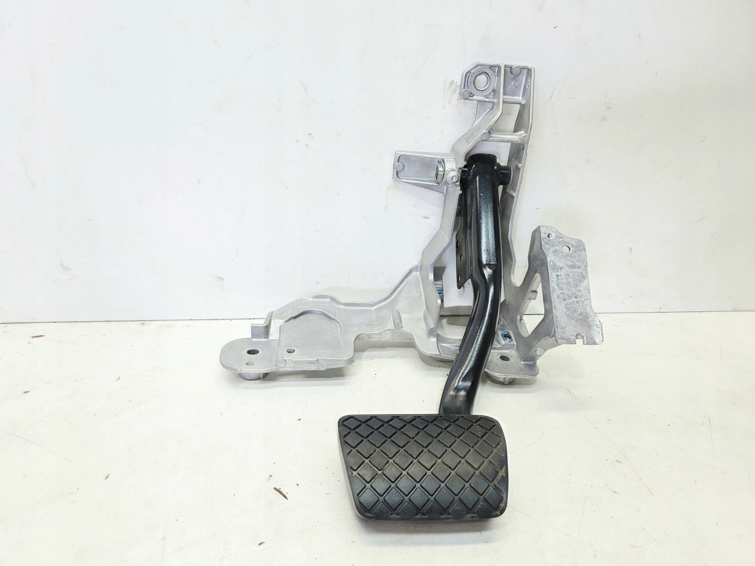 support PEDALOW brakes gas AUDI A6 C8 A7 4K1723117