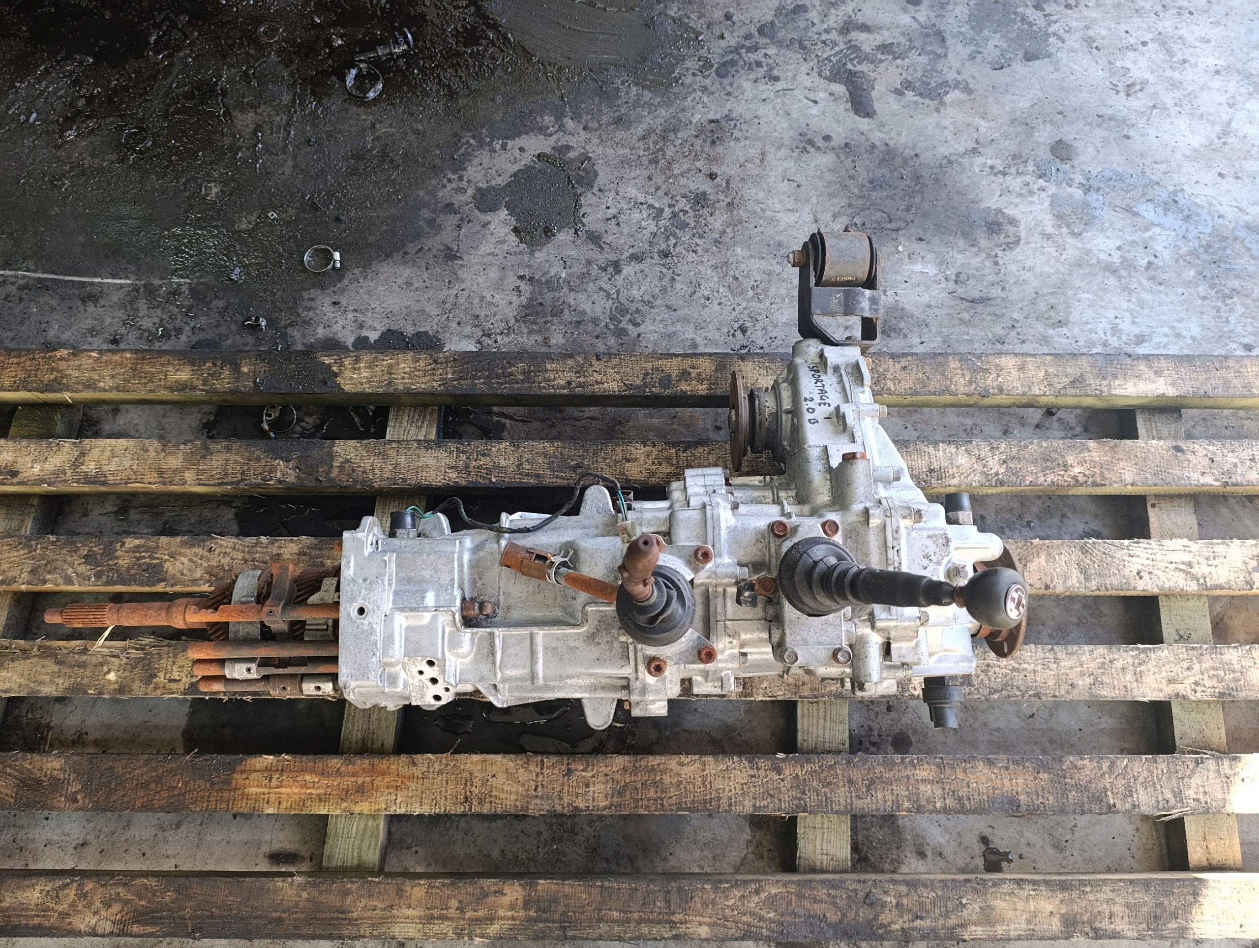 KIA SPORTAGE I 2.0 SKRZYNIA BIEGÓW + REDUKTOR