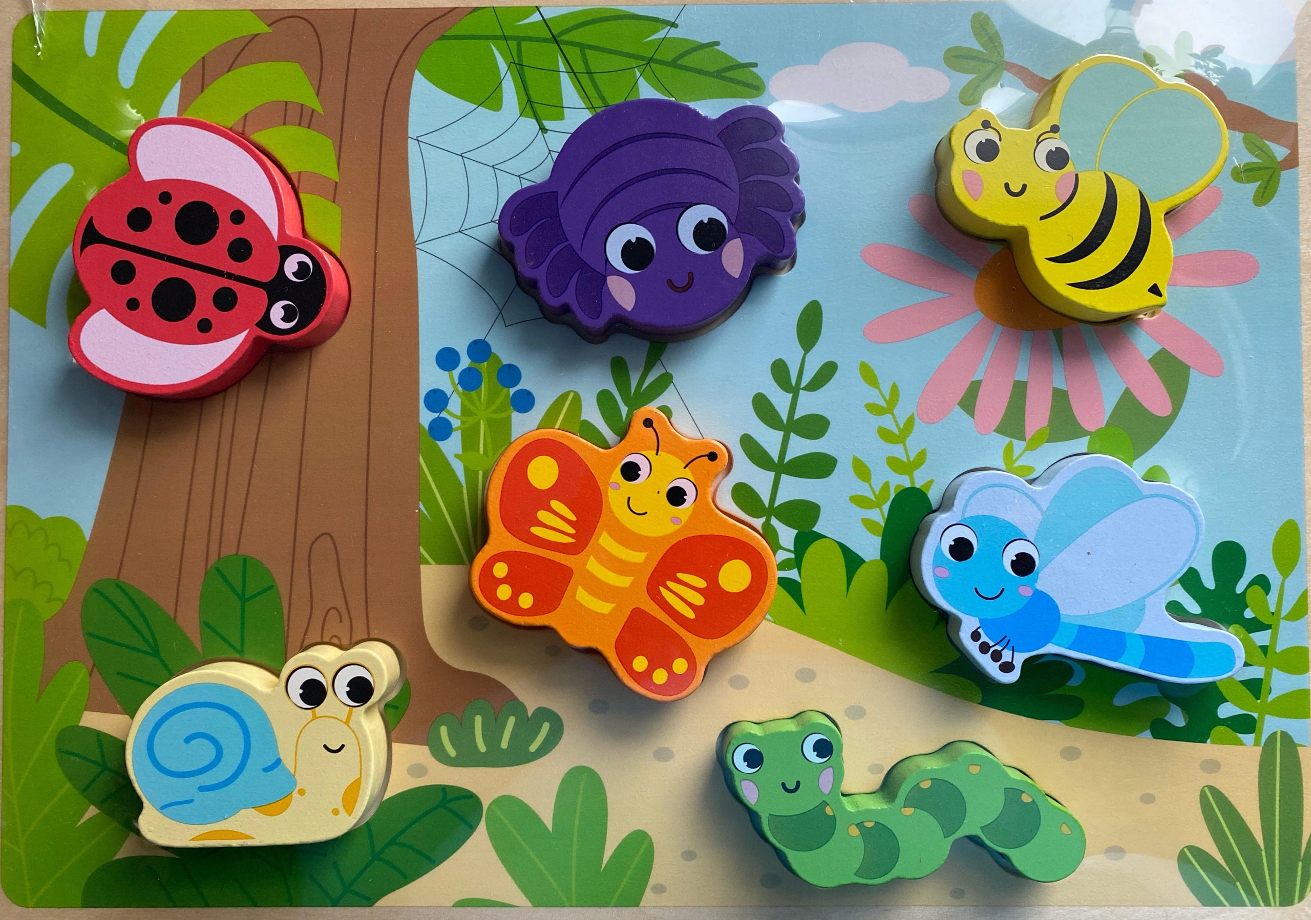 

Drewniane Puzzle Kreatywne Motylki Robaczki