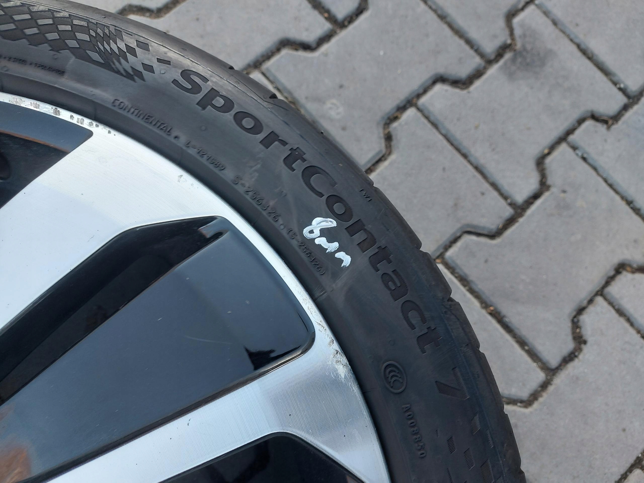 VW Arteon 3G8 2018r kolo disk disk 245/40 R19