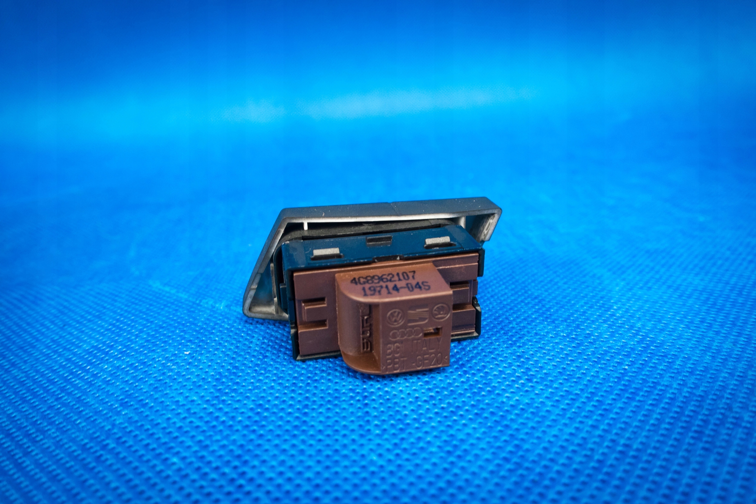 switch of a lock central Audi A7 S7 4G8962107