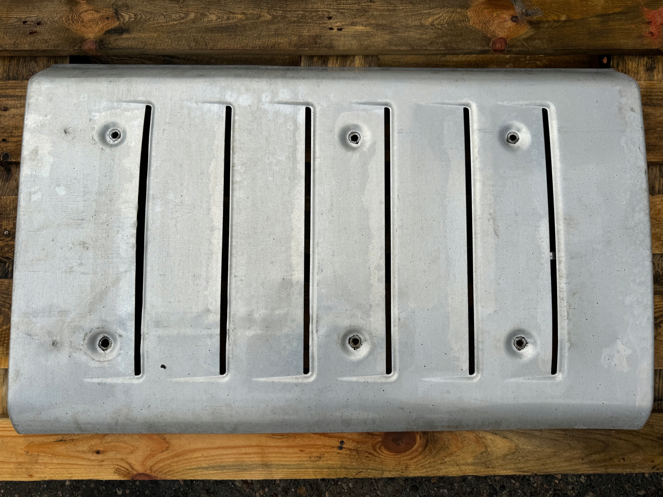 OSŁONA OBUDOWA TŁUMIKA KATALIZATORA MERCEDES ACTROS MP 4 A9604922730