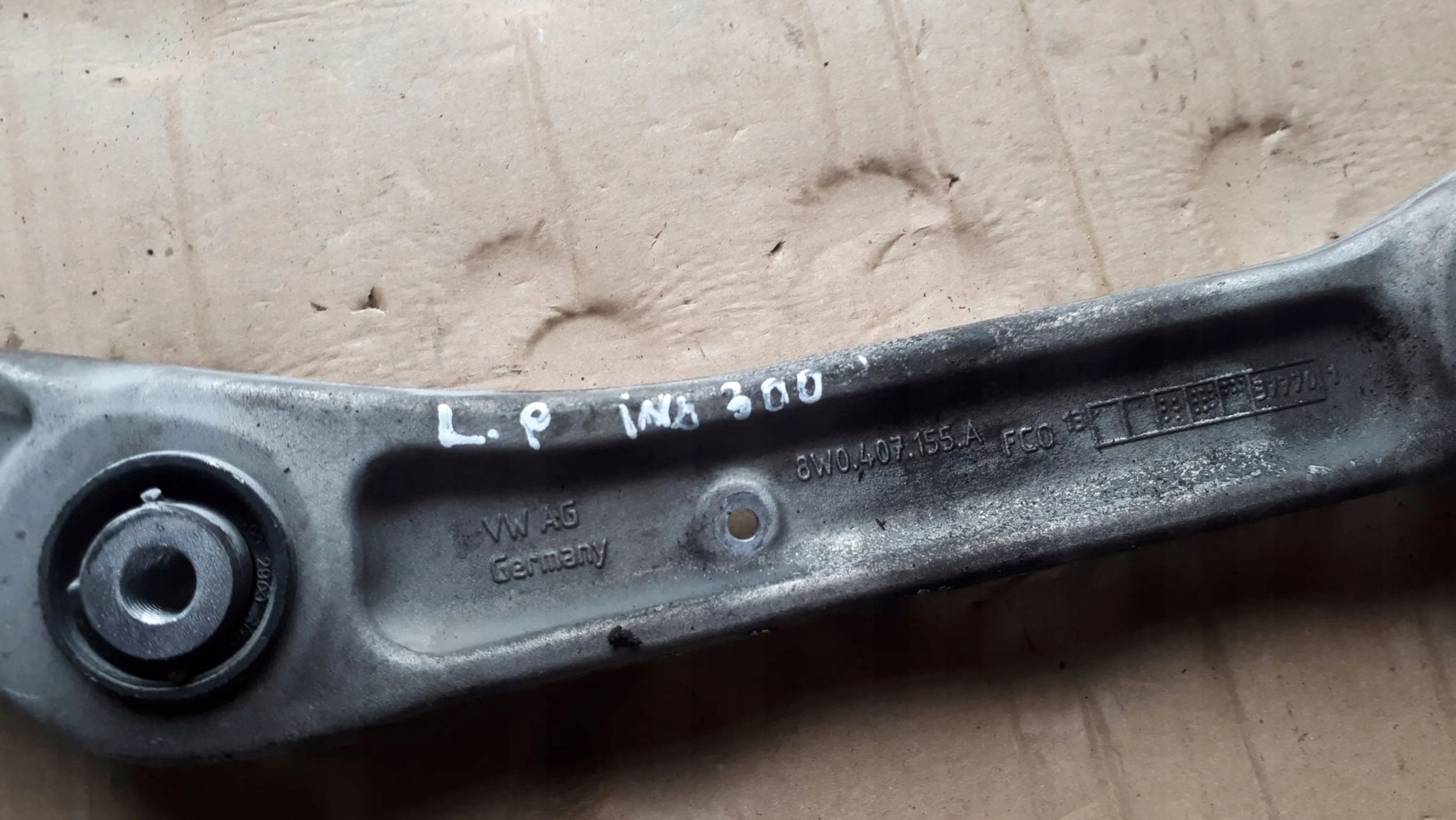 S4 B9 A4 8W arm left front 8W0407155A A5 8W S5