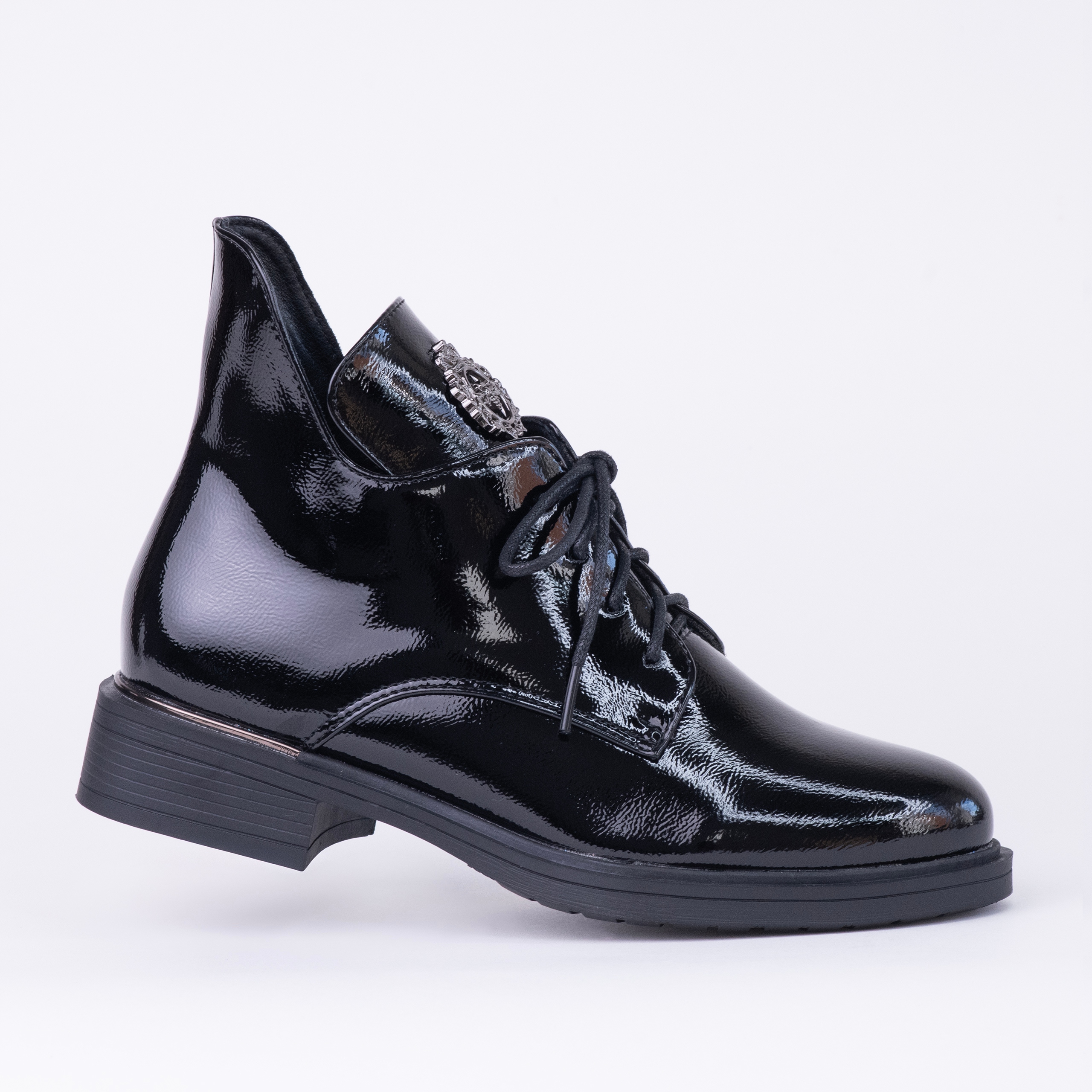 Kozačky polobotky Goodin GD-FL2068A kůže lak zdobení podpatek černé 37