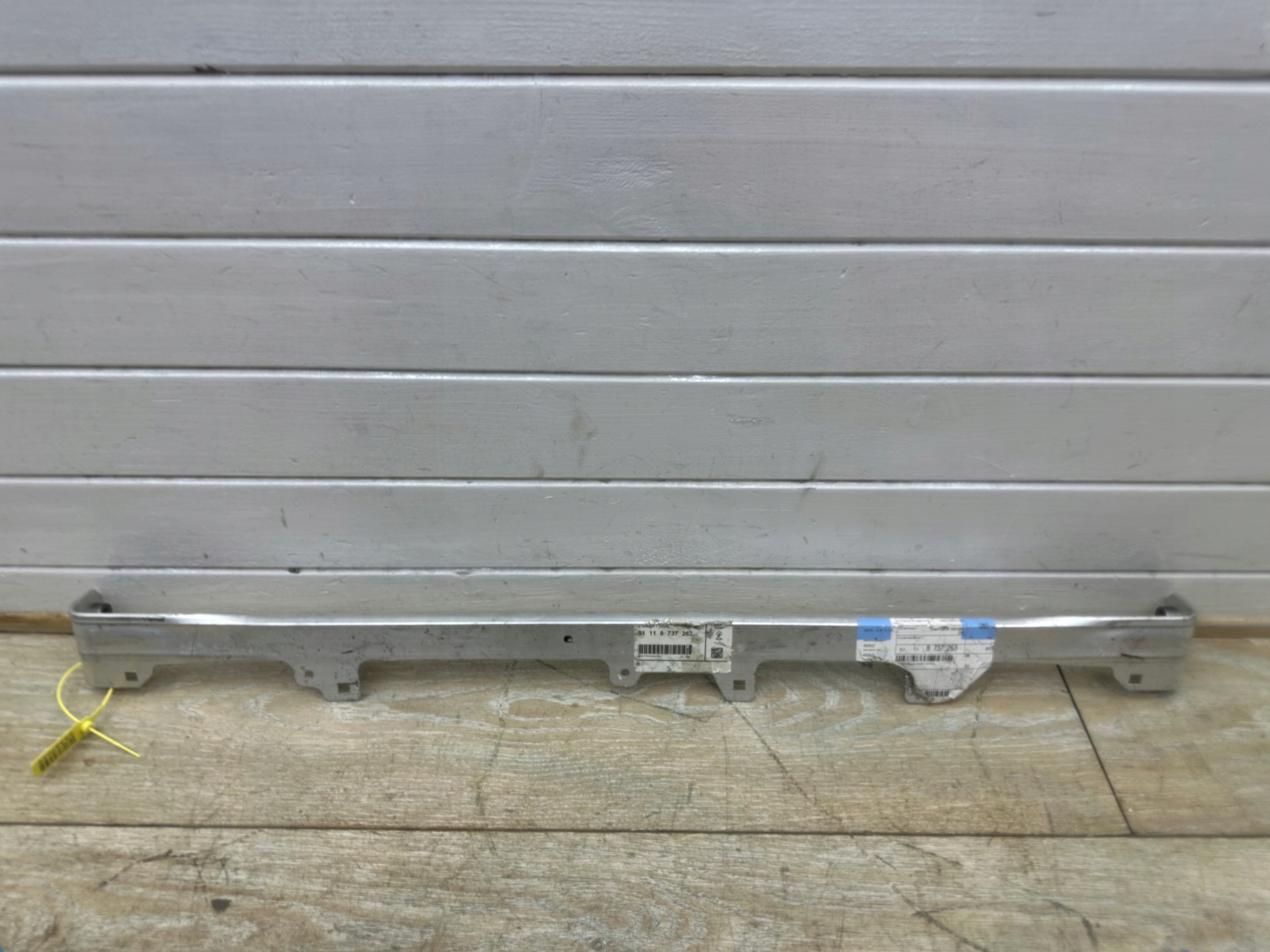 sider front front lower BMW 2 U06 new 8737263