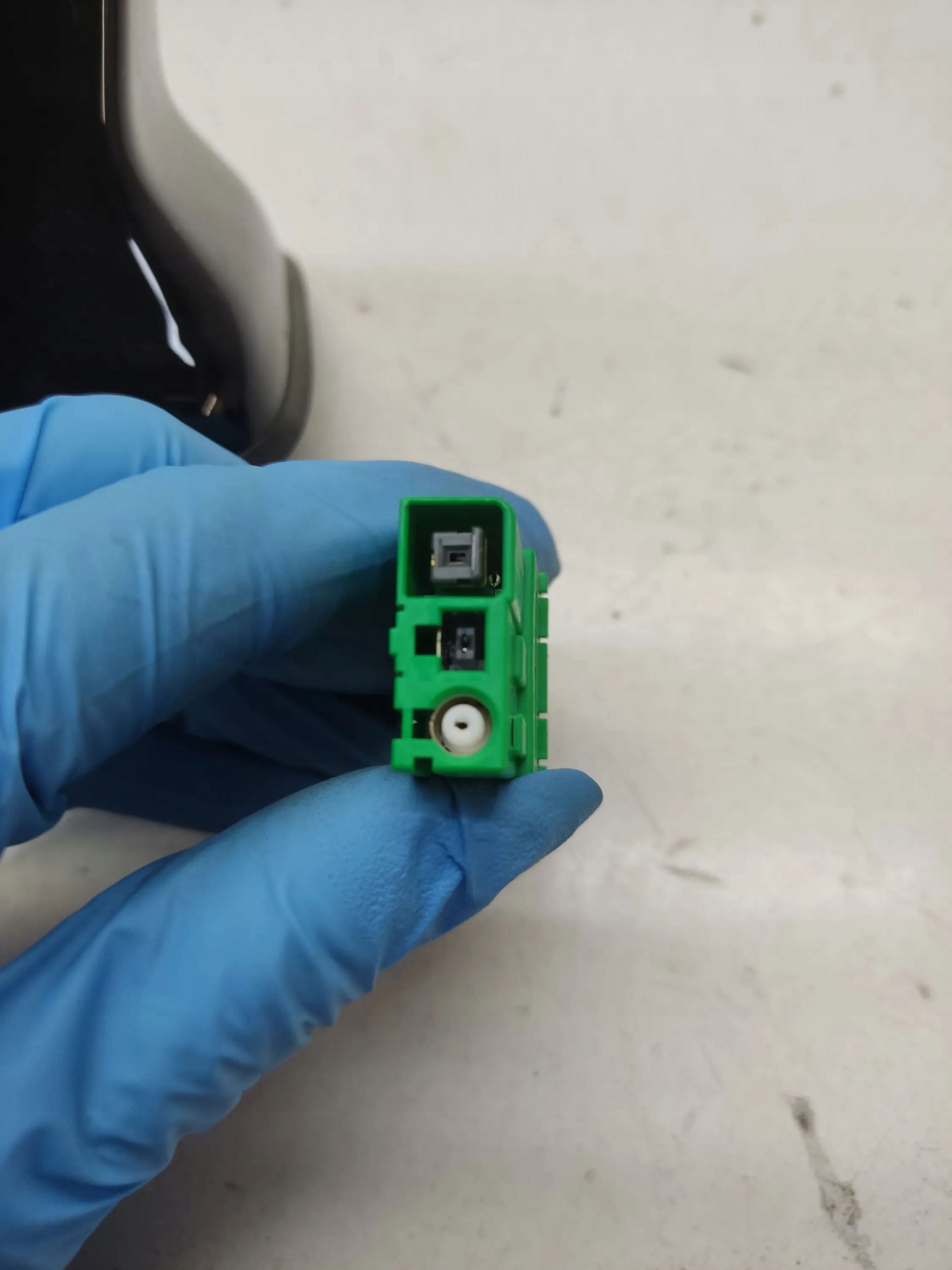 kia STONIC 2023 антенна () 96210H8010