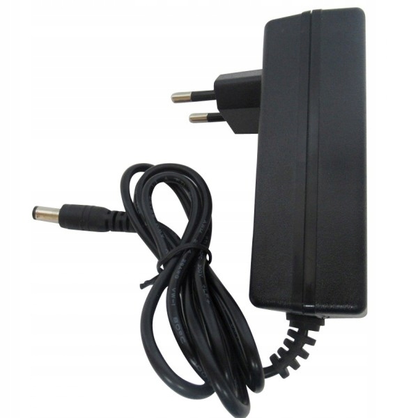 

Ładowarka 12V 1000mA,Autka Na Akumulator,Akcesoria