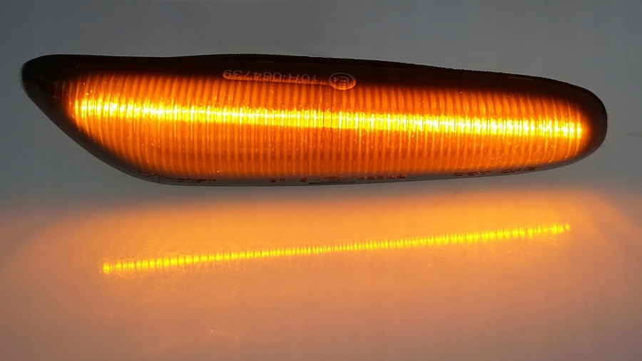 Kierunki boczne Dynamic LED błotnik BMW 5 E60 E61 Numer katalogowy części COBM3902