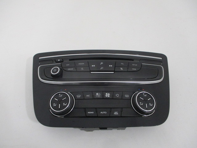 PEUGEOT 508 I LIFT SW PANEL KLIMATYZACJI 6 PIN Rodzaj zestaw akcesoriów