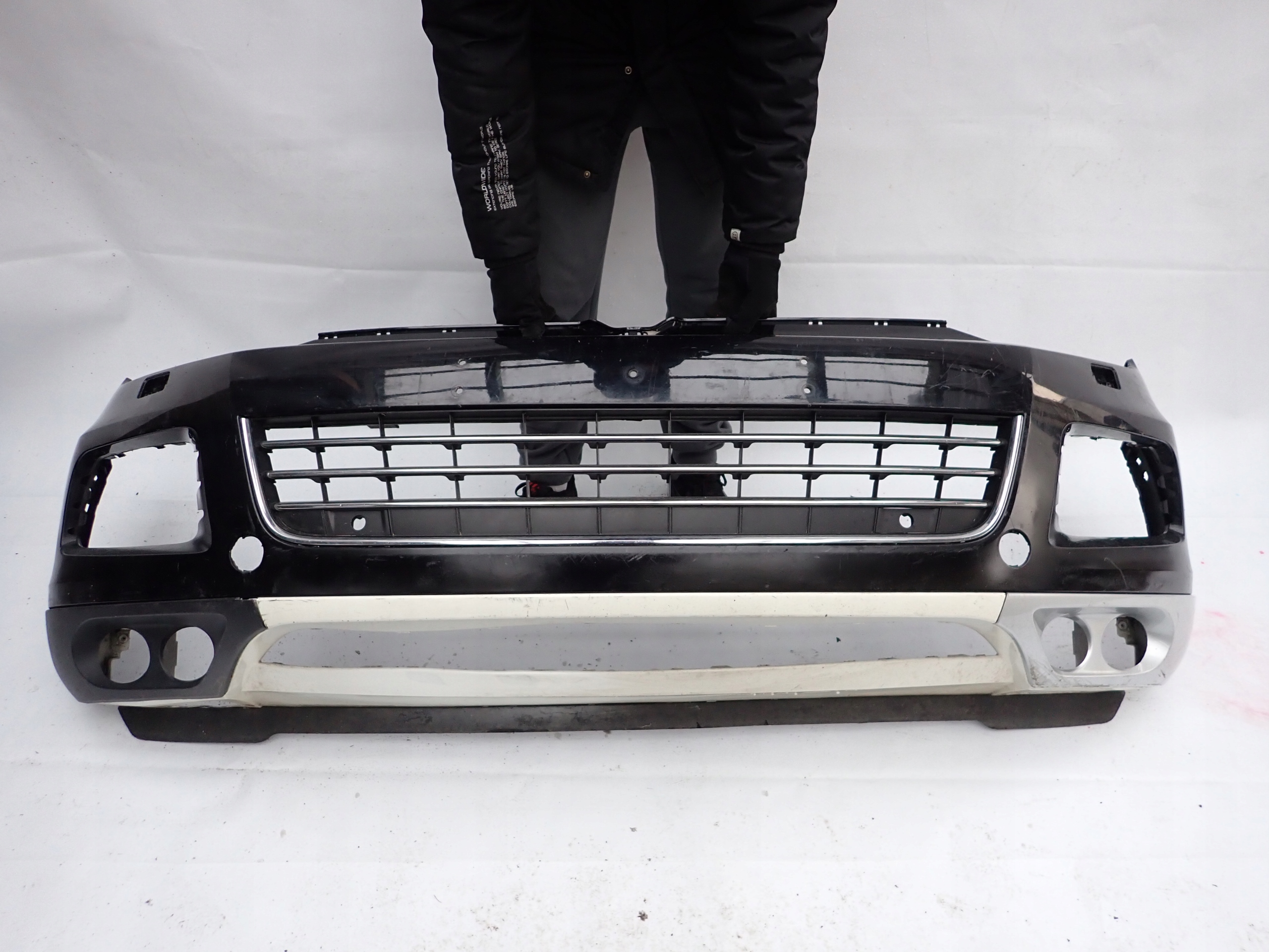 VW TOUAREG II 2 10-14 bumper front front PDC SPR