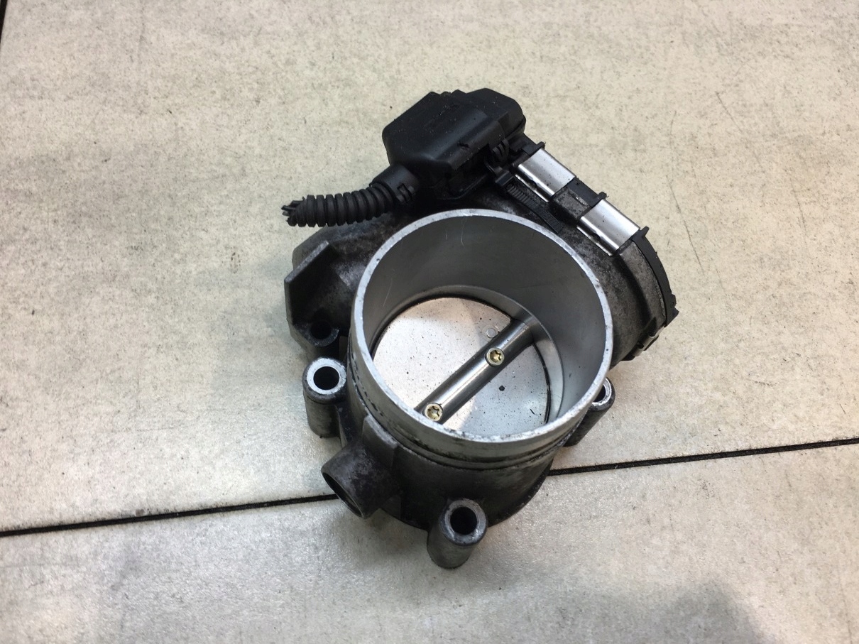 ДРОССЕЛЬНАЯ ЗАСЛОНКА lancia THESIS 2.0 T 0205003052