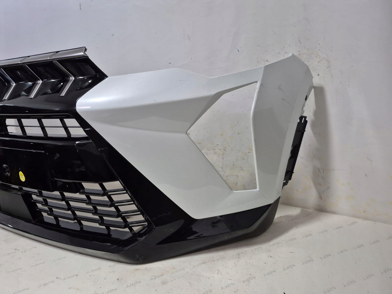 MITSUBISHI ASX II LIFT 24- bumper front front grill 622541496R