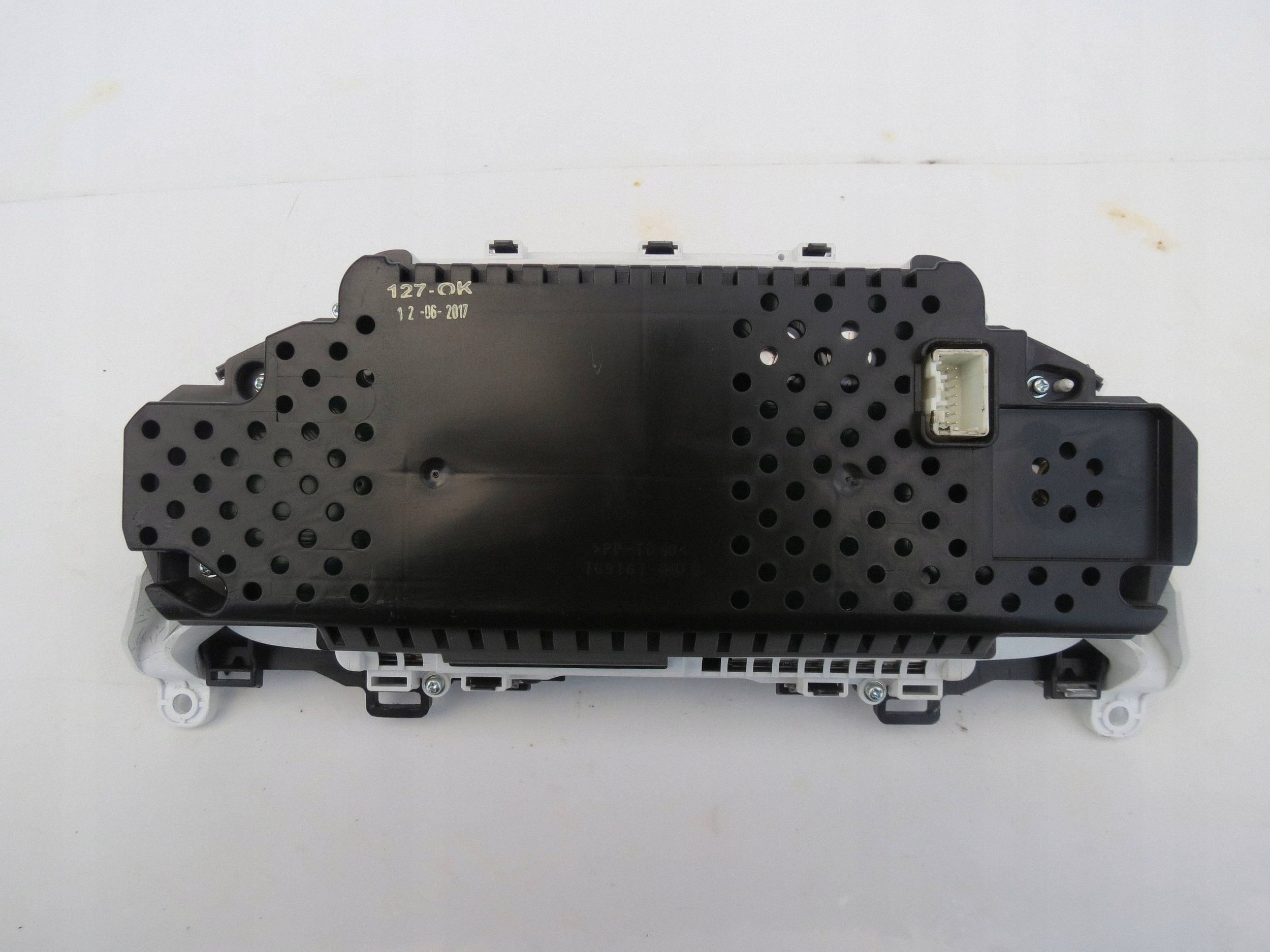 dials dials VOLVO V60 31687362