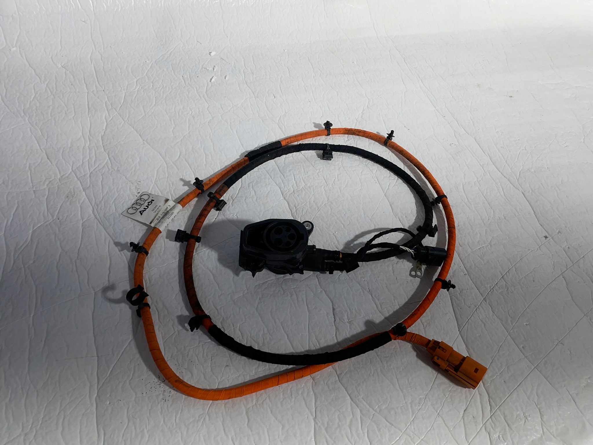 AUDI A3 8V E-TRON PRZEWÓD GNIAZDO ŁADOWANIA 8V0971509M