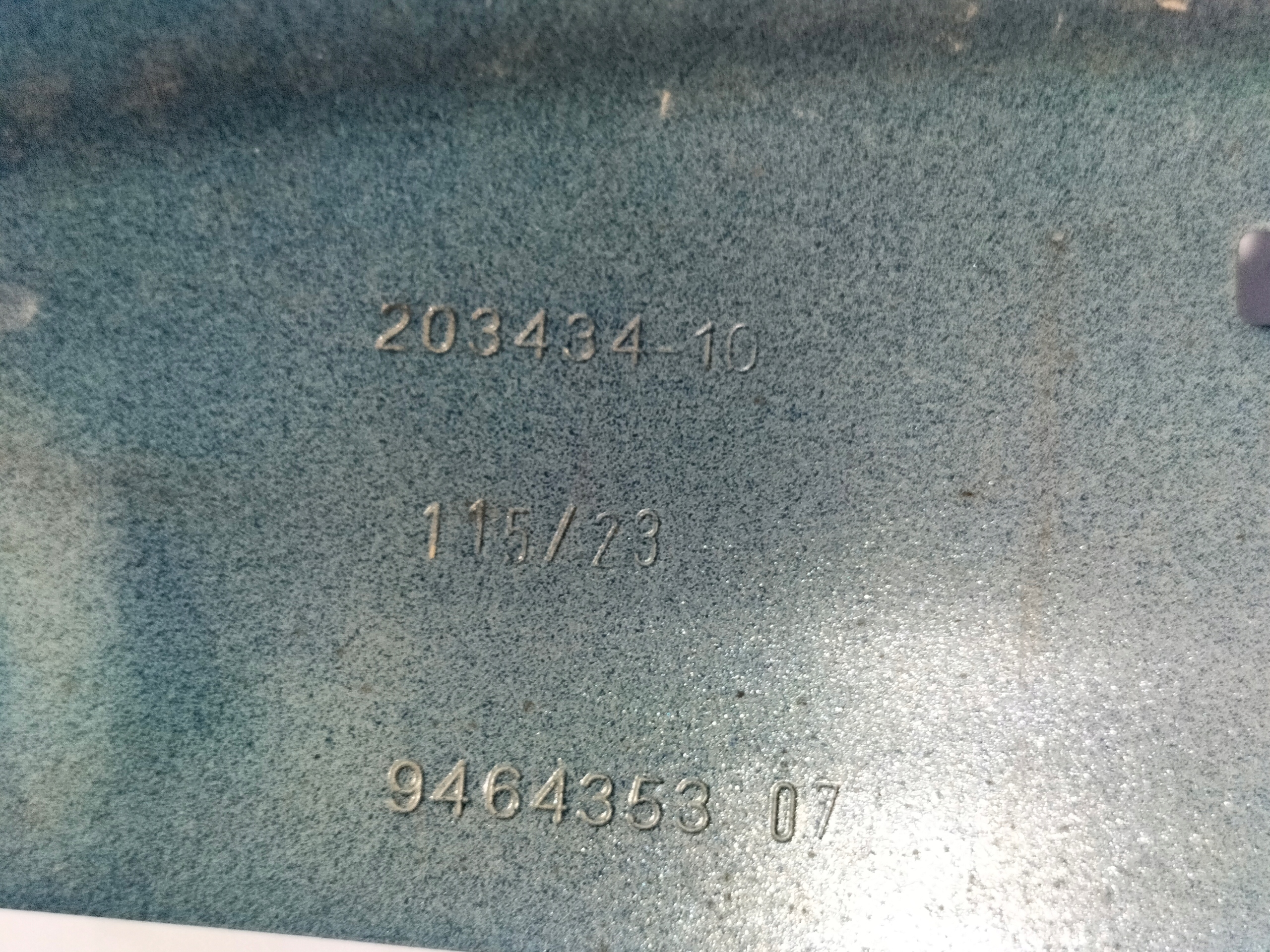 fender front front left BMW 7 G70 22