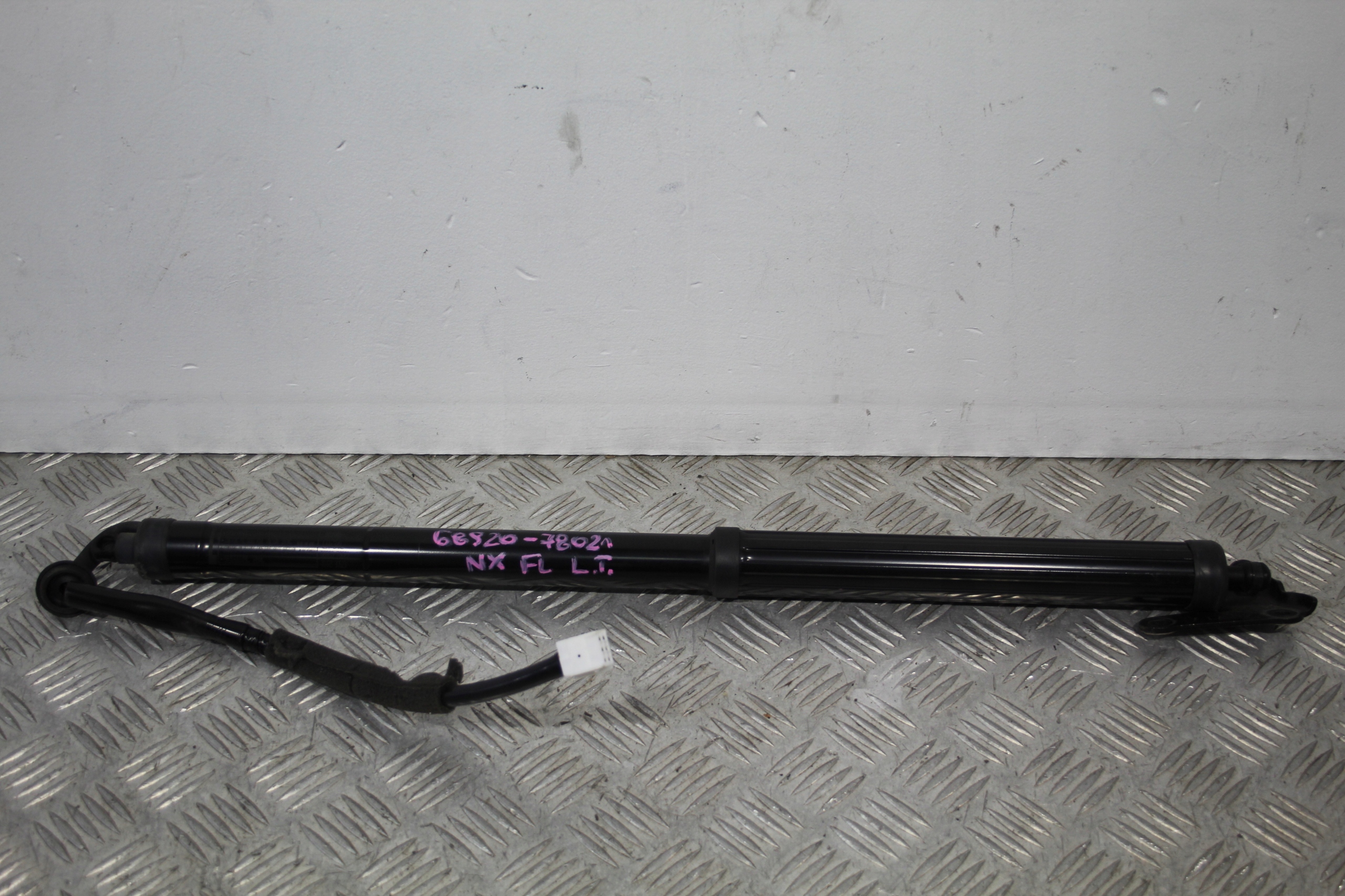 68920-78021 - ПРИВІД ЗАКРИЛКА ЛІВИЙ ЗАДНІЙ LEXUS NX 300H LIFT