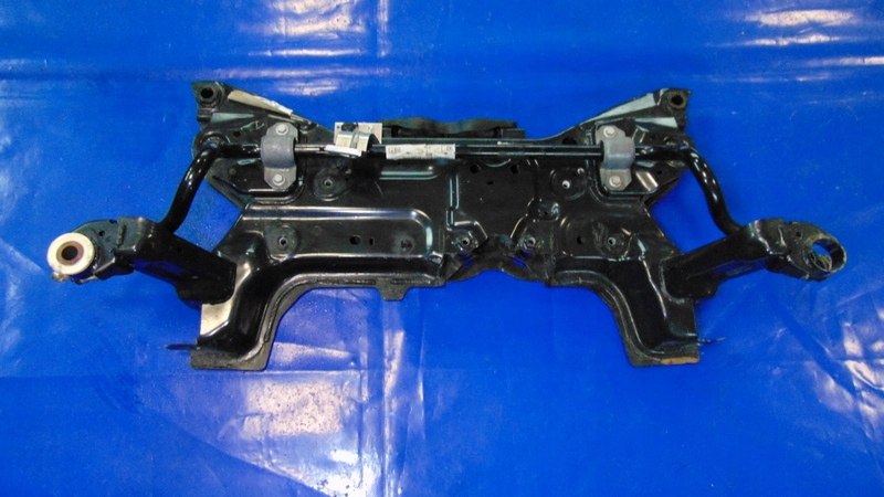 axle beam subframe below engine FORD FOCUS IV MK 18-23R
