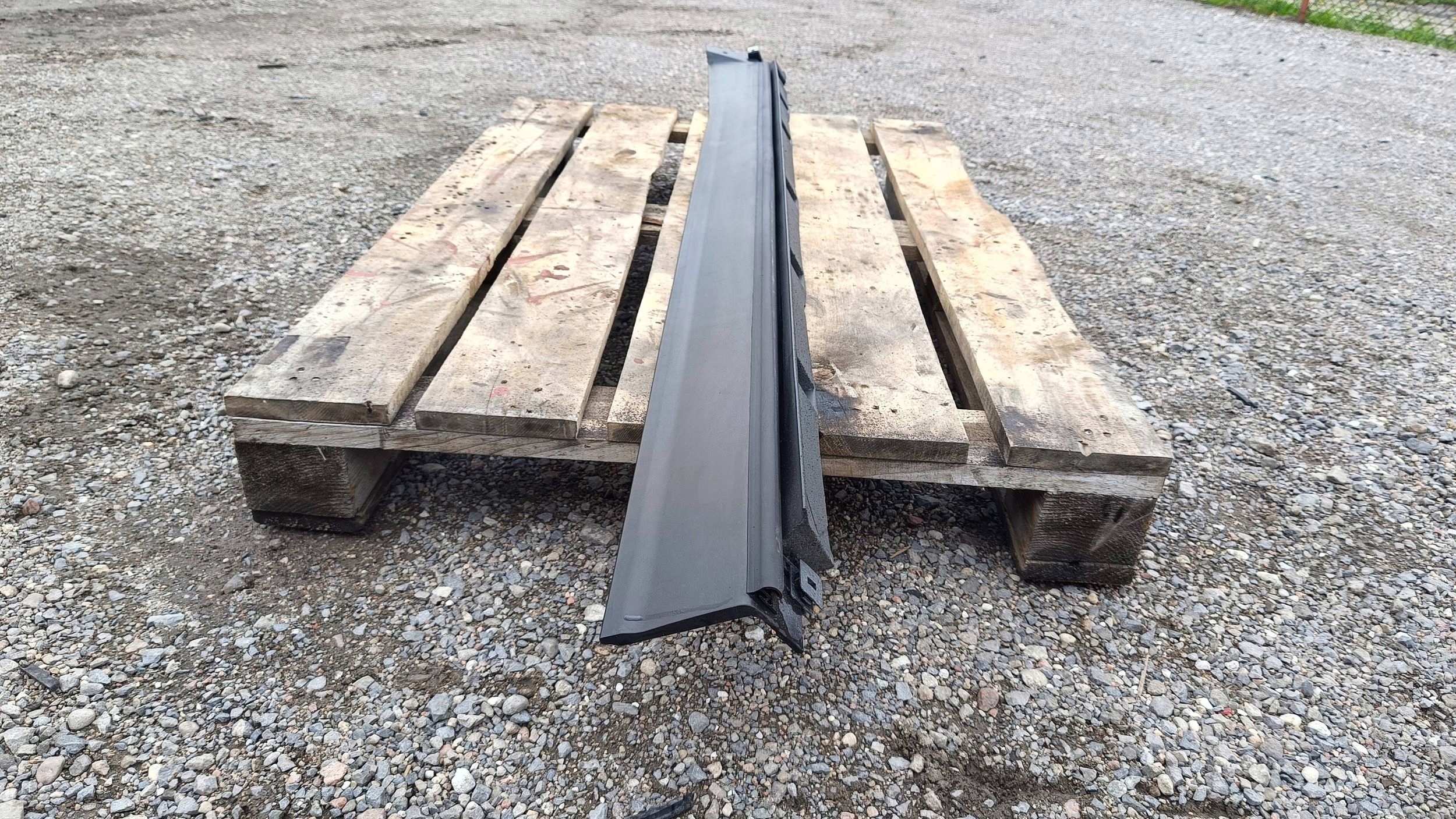 threshold left moulding cap threshold left Ford Explorer V 2016