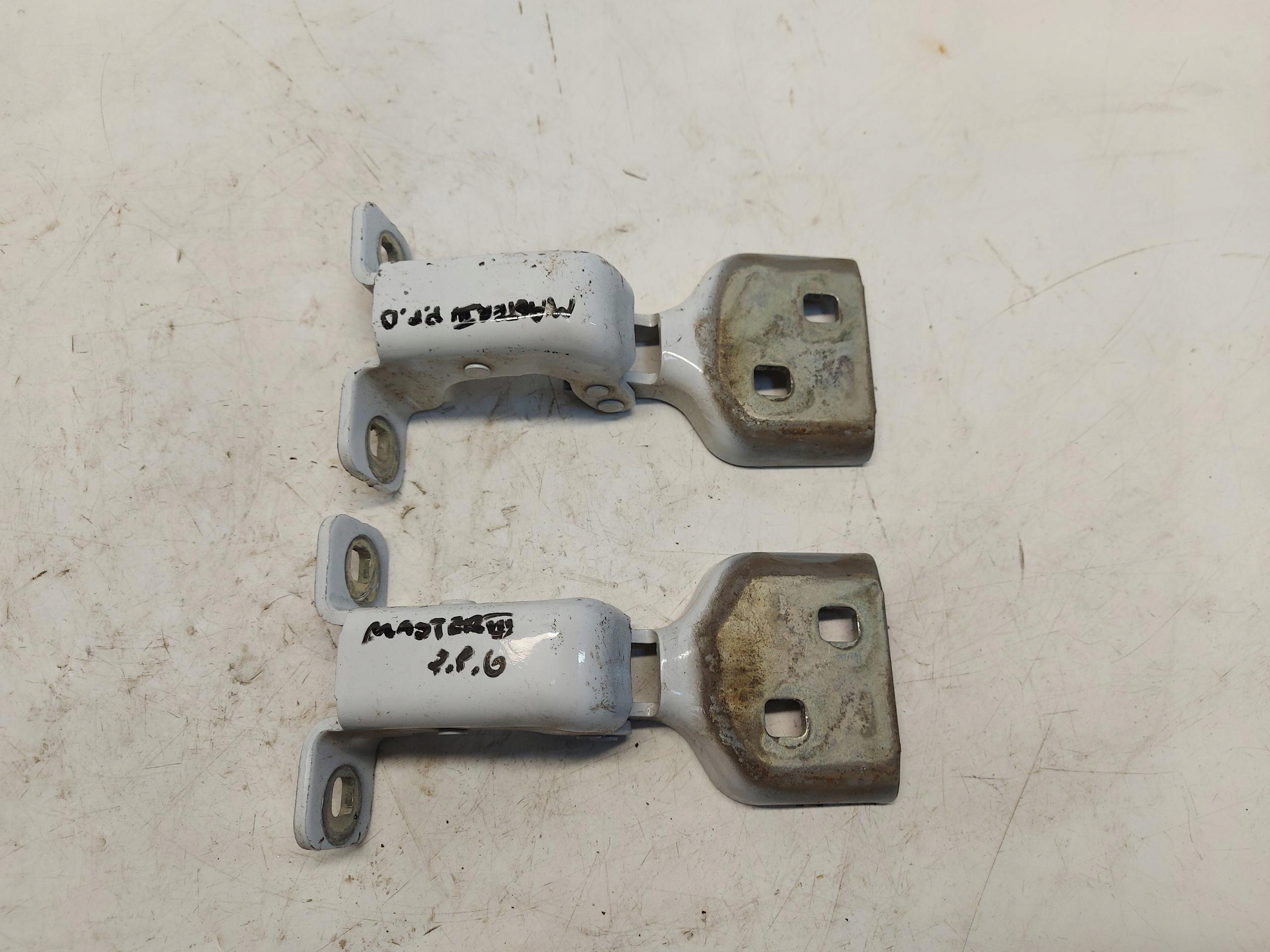 Renault Master III LIFT , 2023 hinge door right front upper lower kpl
