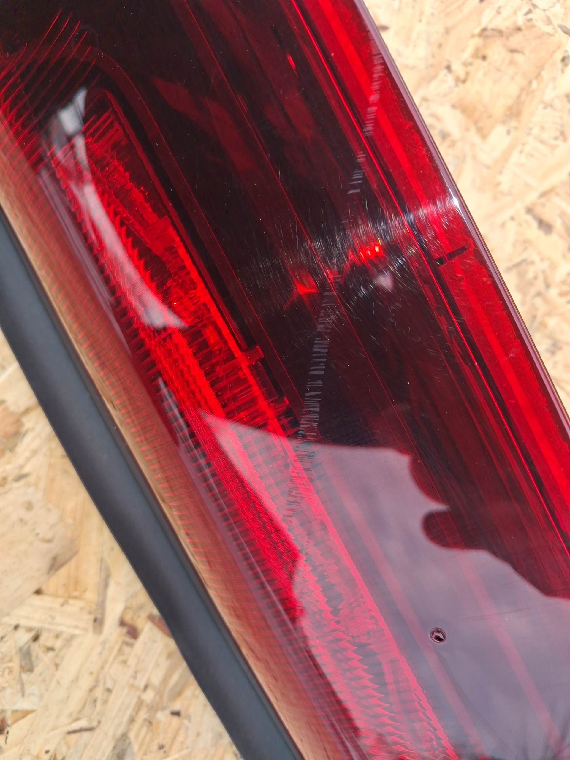 light light STOP STOPU FORD TRANSIT CONNECT II DT11-13R601-AE