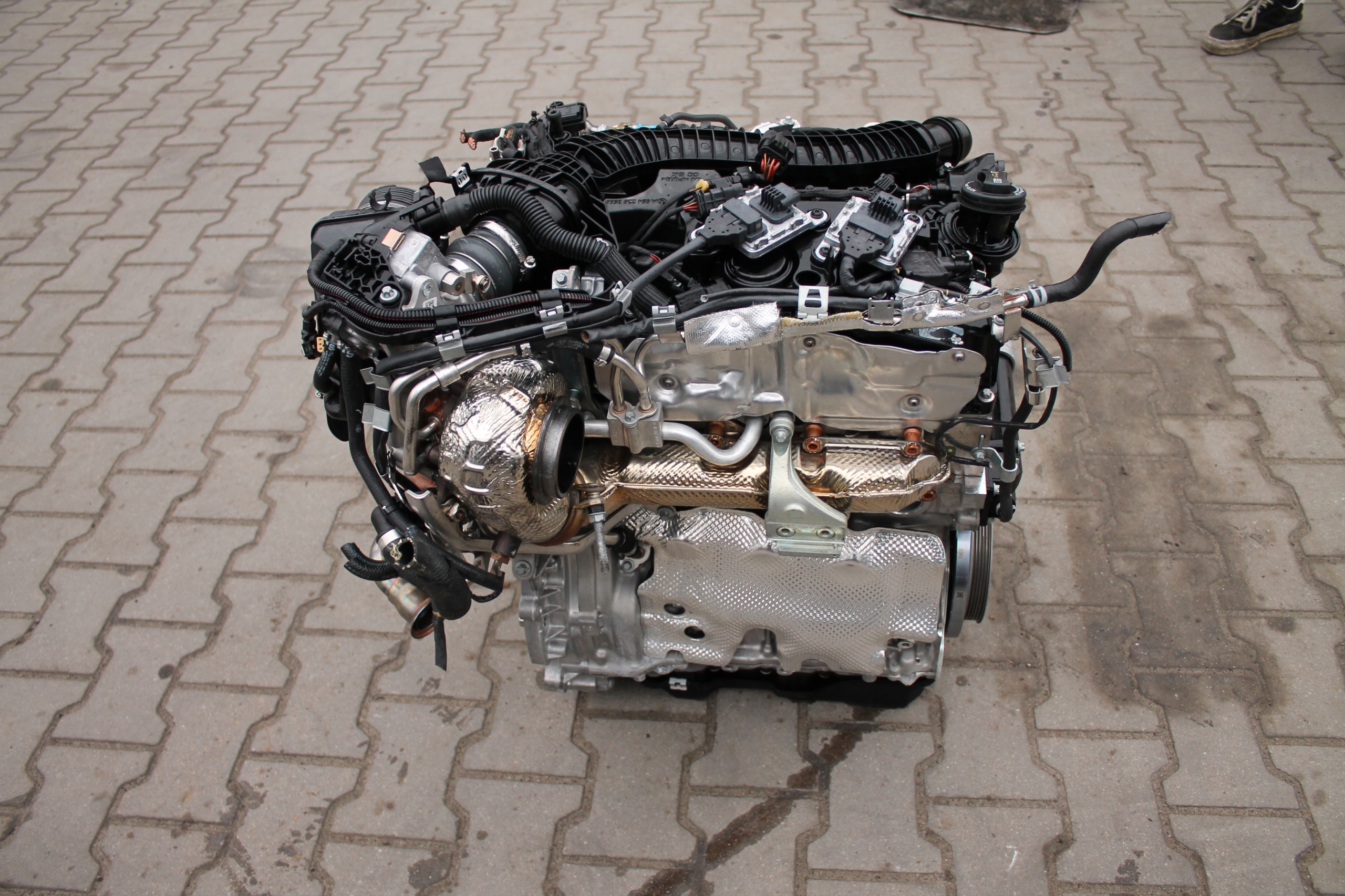 engine complete MERCEDES GLA GLB 654920 13 TYSKM