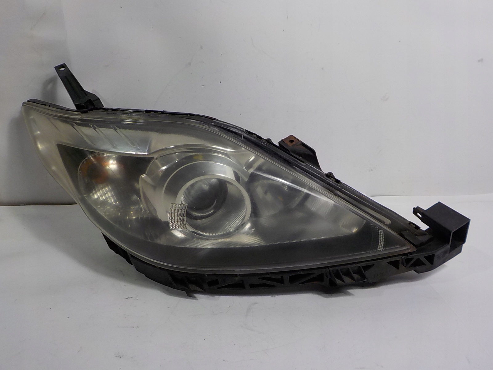 MAZDA 5 and CR XENON LIFT SPORT light right front front UK